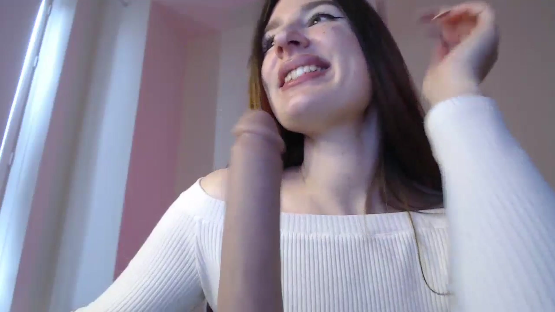 Gallery image thumbnail from Brocard's myfreecams stream on, 05/06/2025, 09:37 image 6 of 20