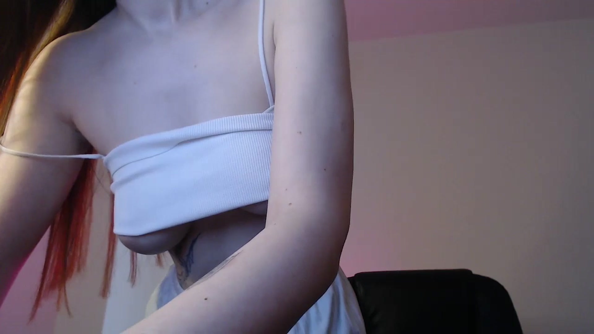 Gallery image thumbnail from Brocard's myfreecams stream on, 05/16/2025, 12:07 image 15 of 20