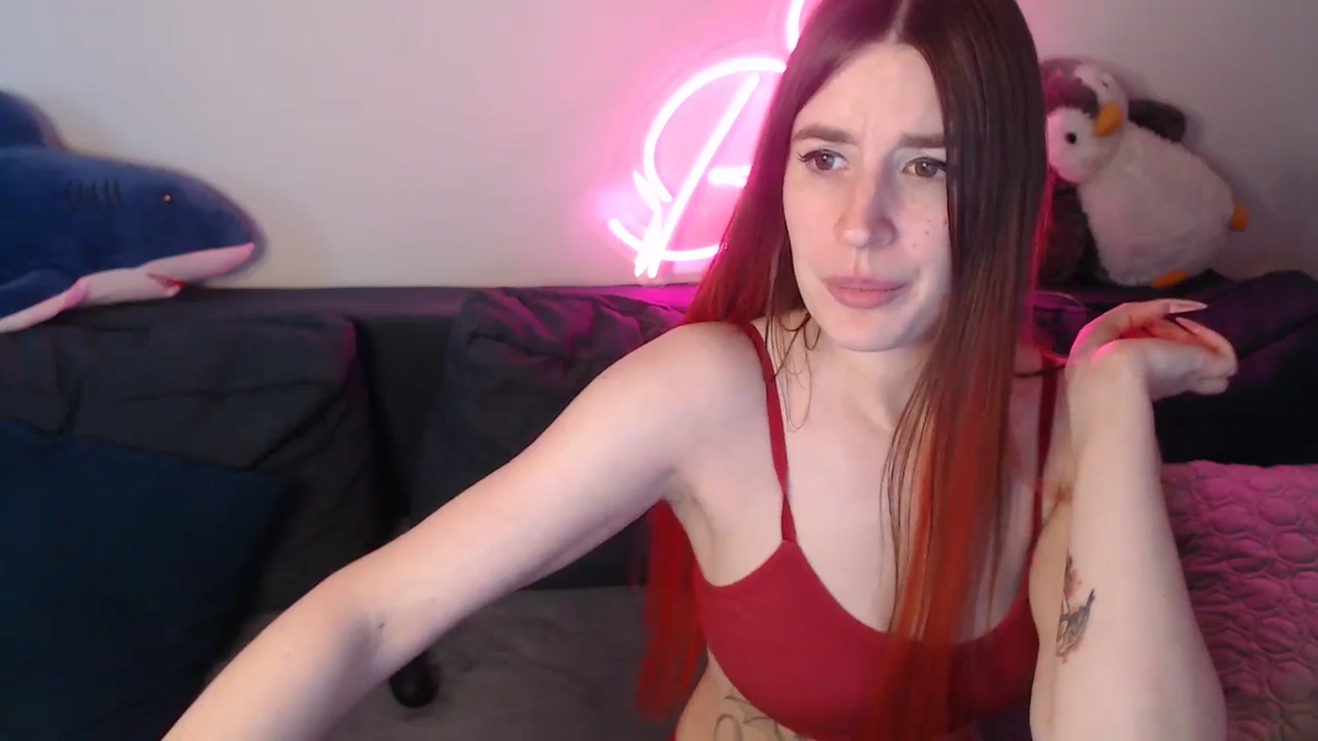 Gallery image thumbnail from Brocard's myfreecams stream on, 05/19/2025, 12:29 image 3 of 20