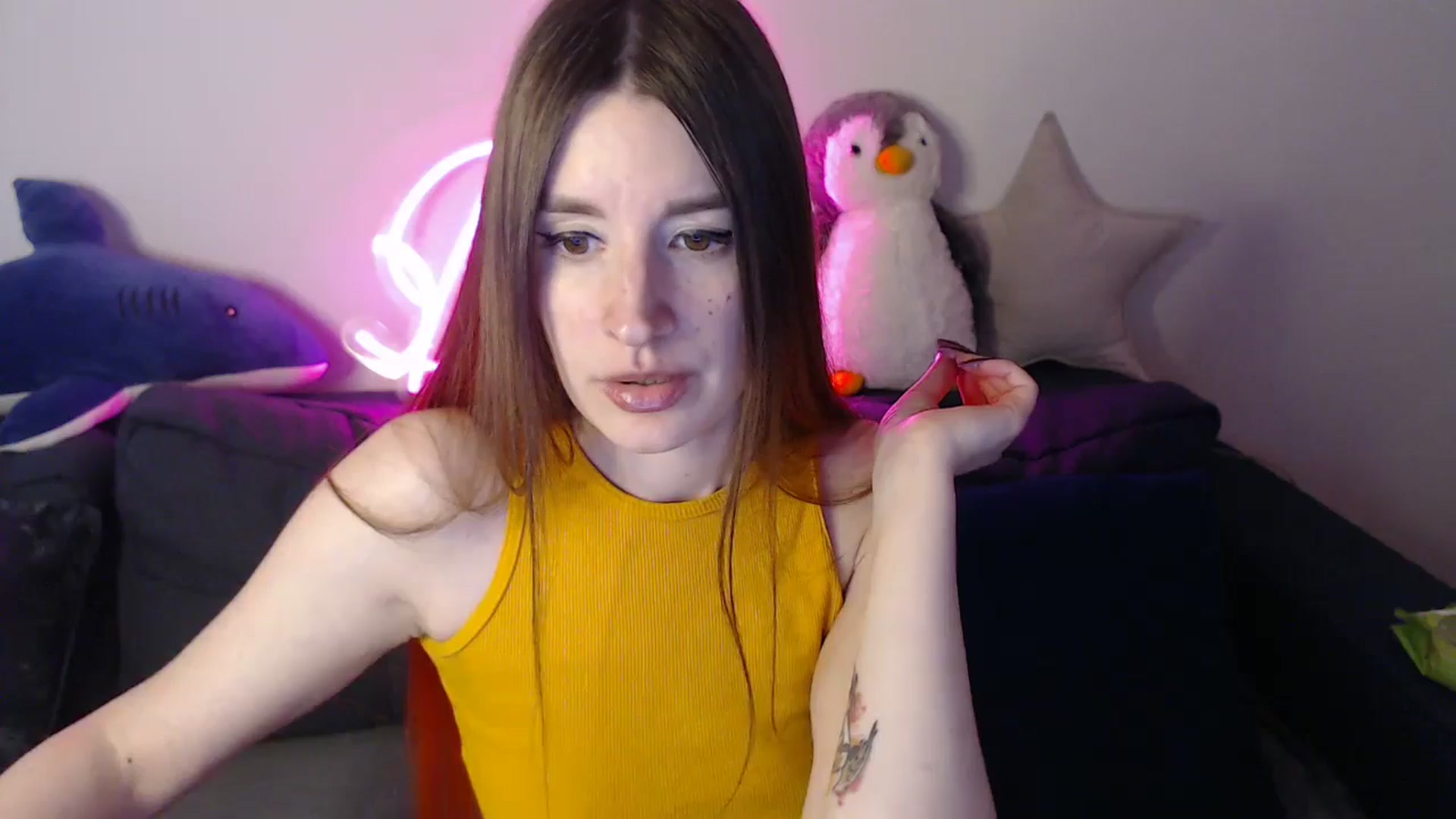 Gallery image thumbnail from Brocard's myfreecams stream on, 06/02/2025, 12:25 image 3 of 20