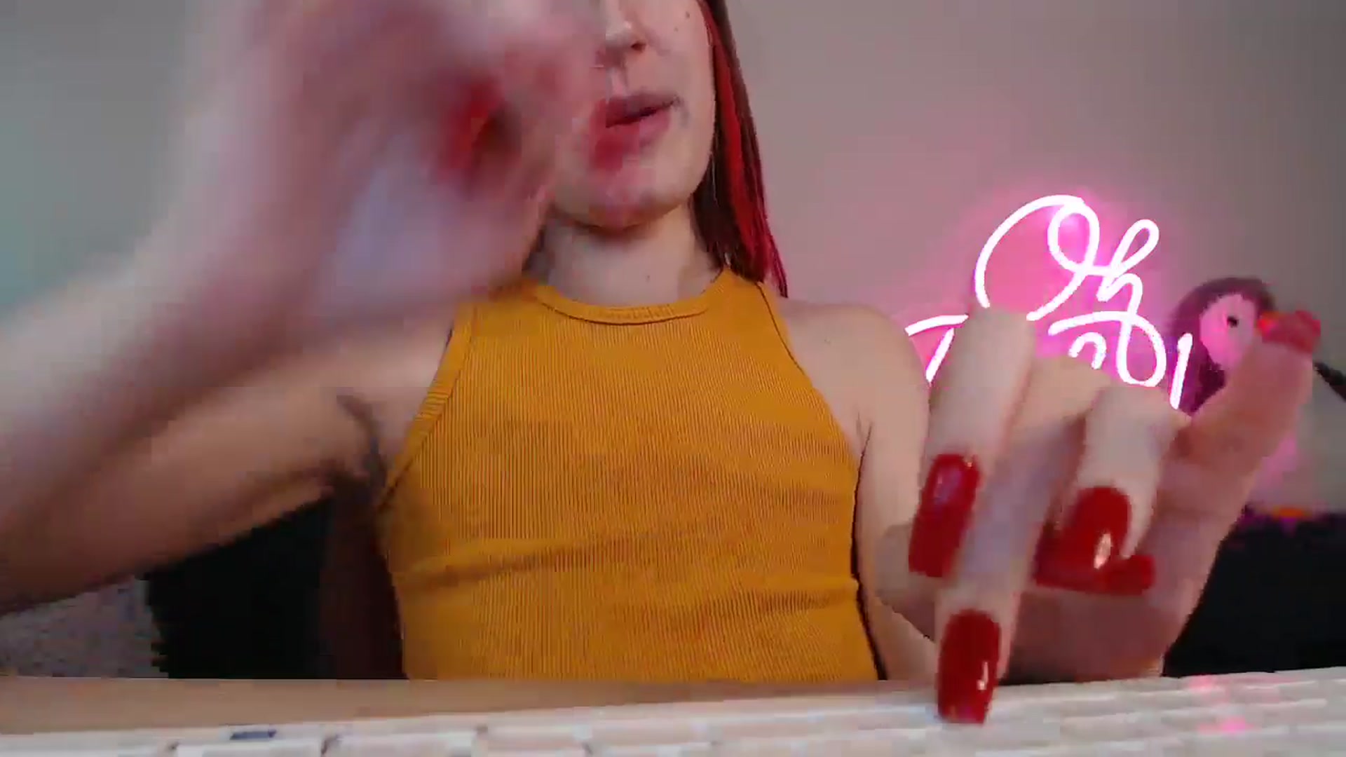 Gallery image thumbnail from Brocard's myfreecams stream on, 07/06/2025, 11:51 image 15 of 20