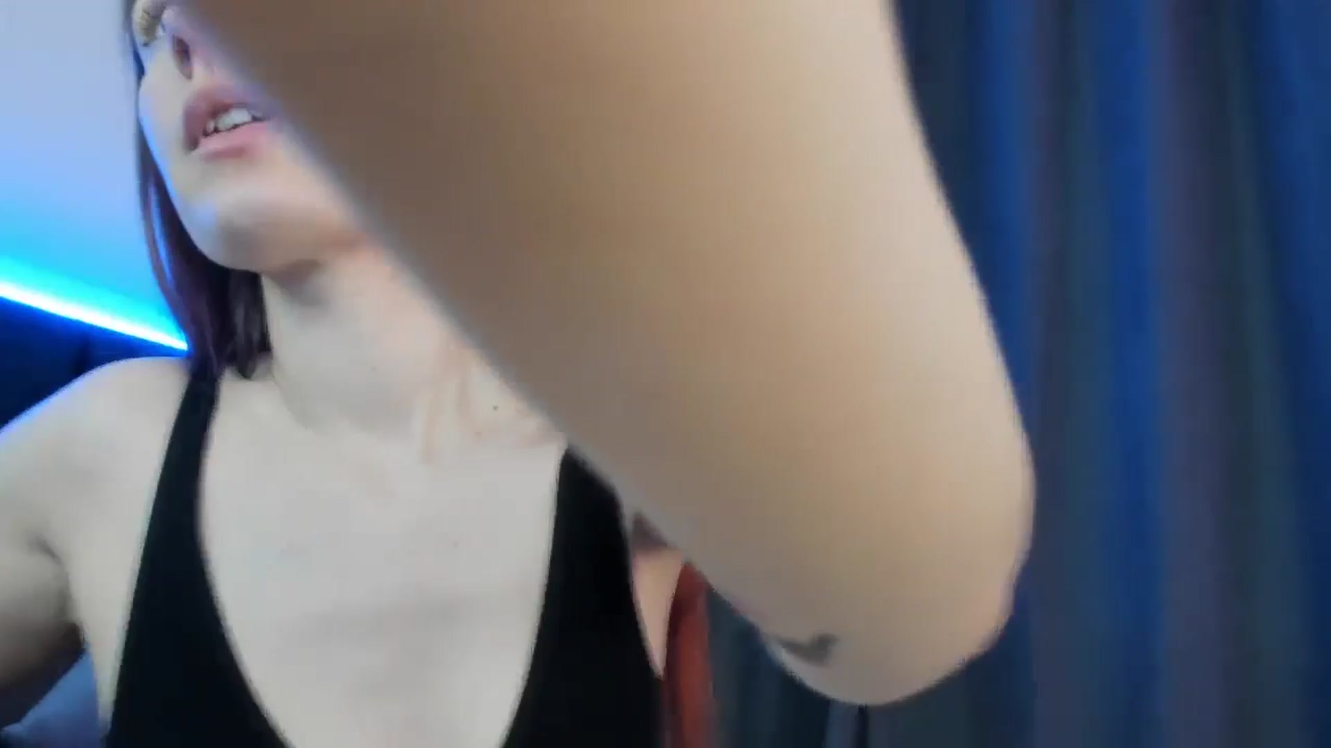 Gallery image thumbnail from Brocard's myfreecams stream on, 07/29/2025, 11:35 image 4 of 20