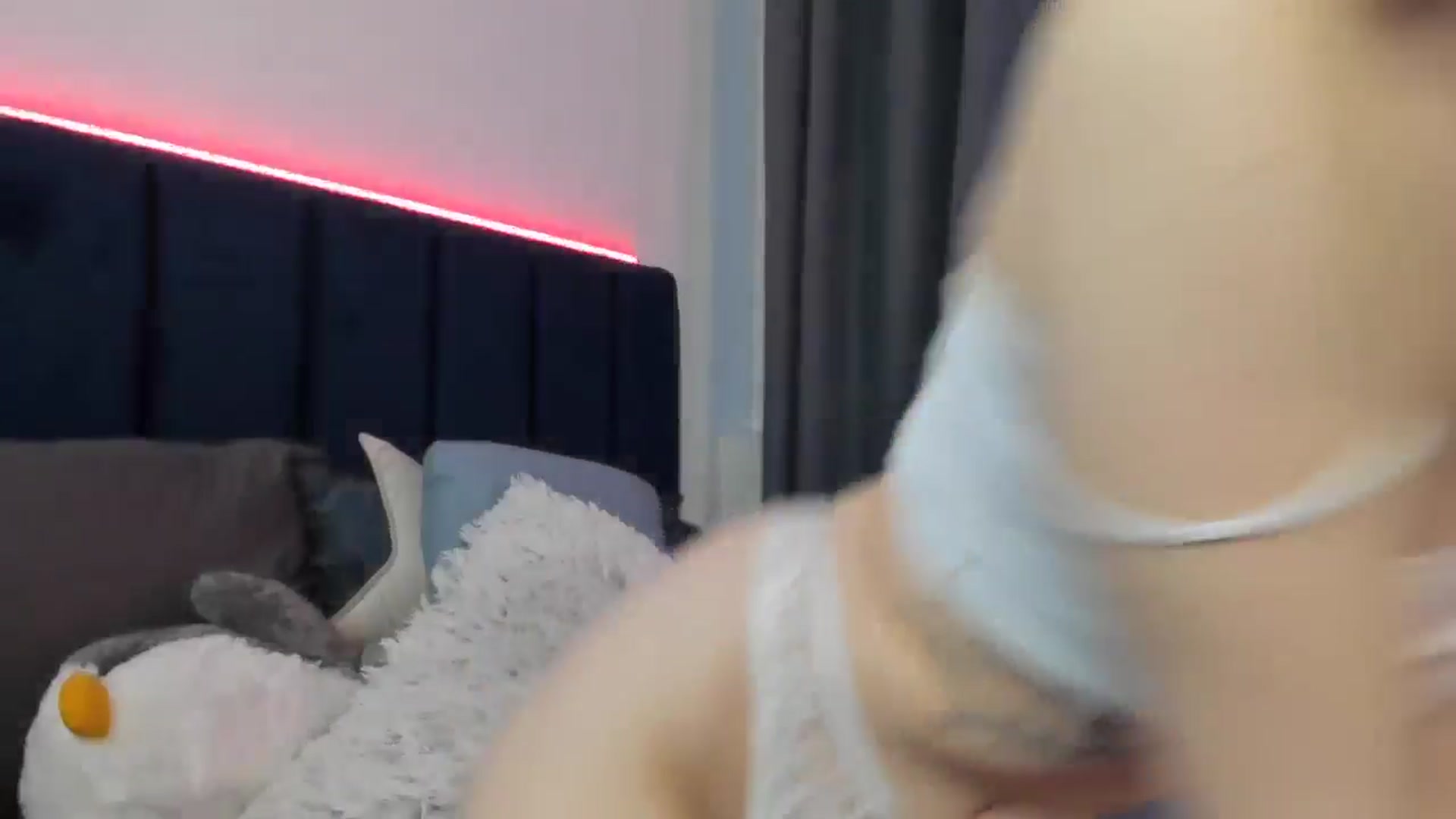 Gallery image thumbnail from Brocard's myfreecams stream on, 08/13/2025, 10:58 image 14 of 20