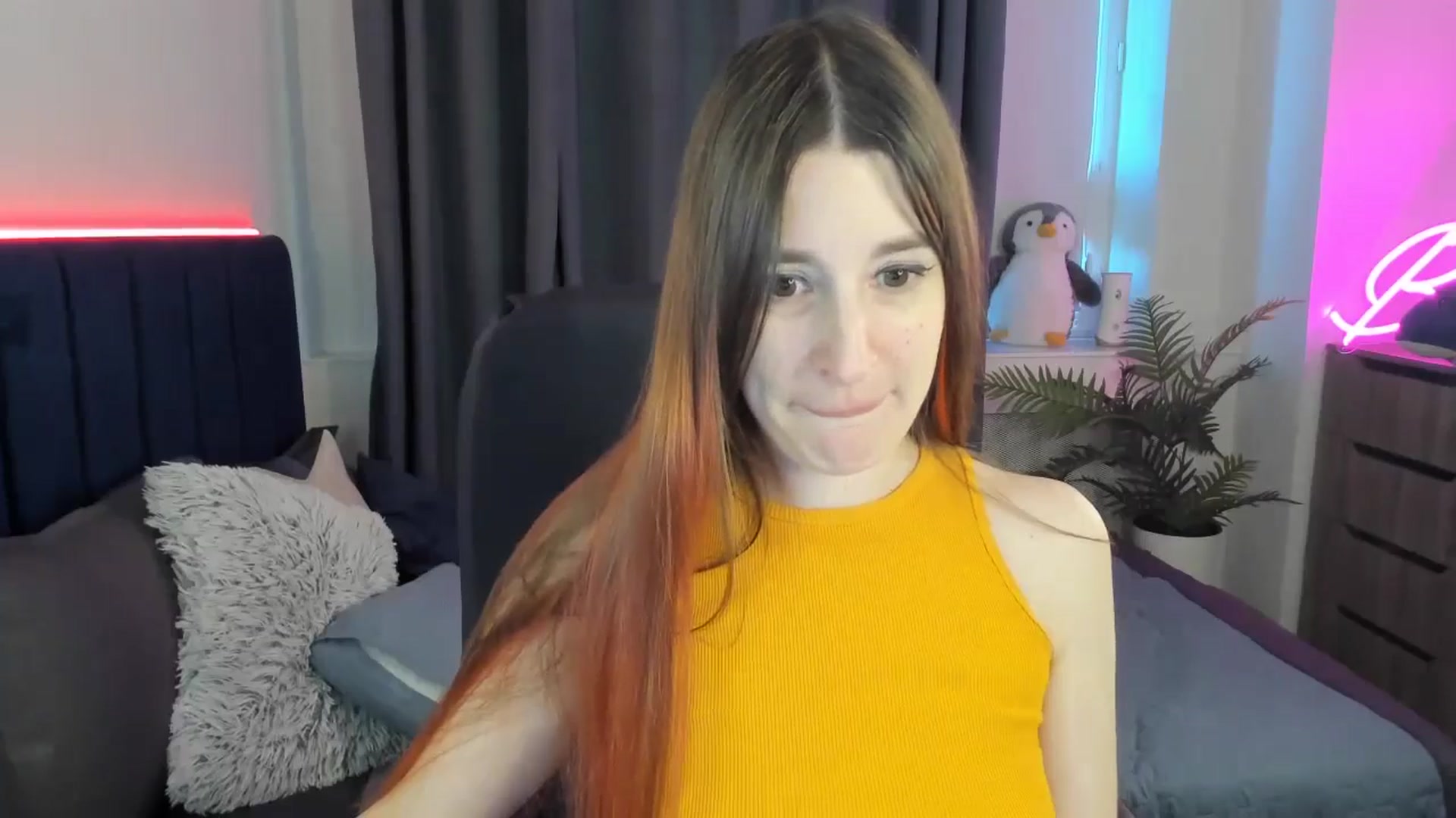 Gallery image thumbnail from Brocard's myfreecams stream on, 08/16/2025, 10:30 image 19 of 20
