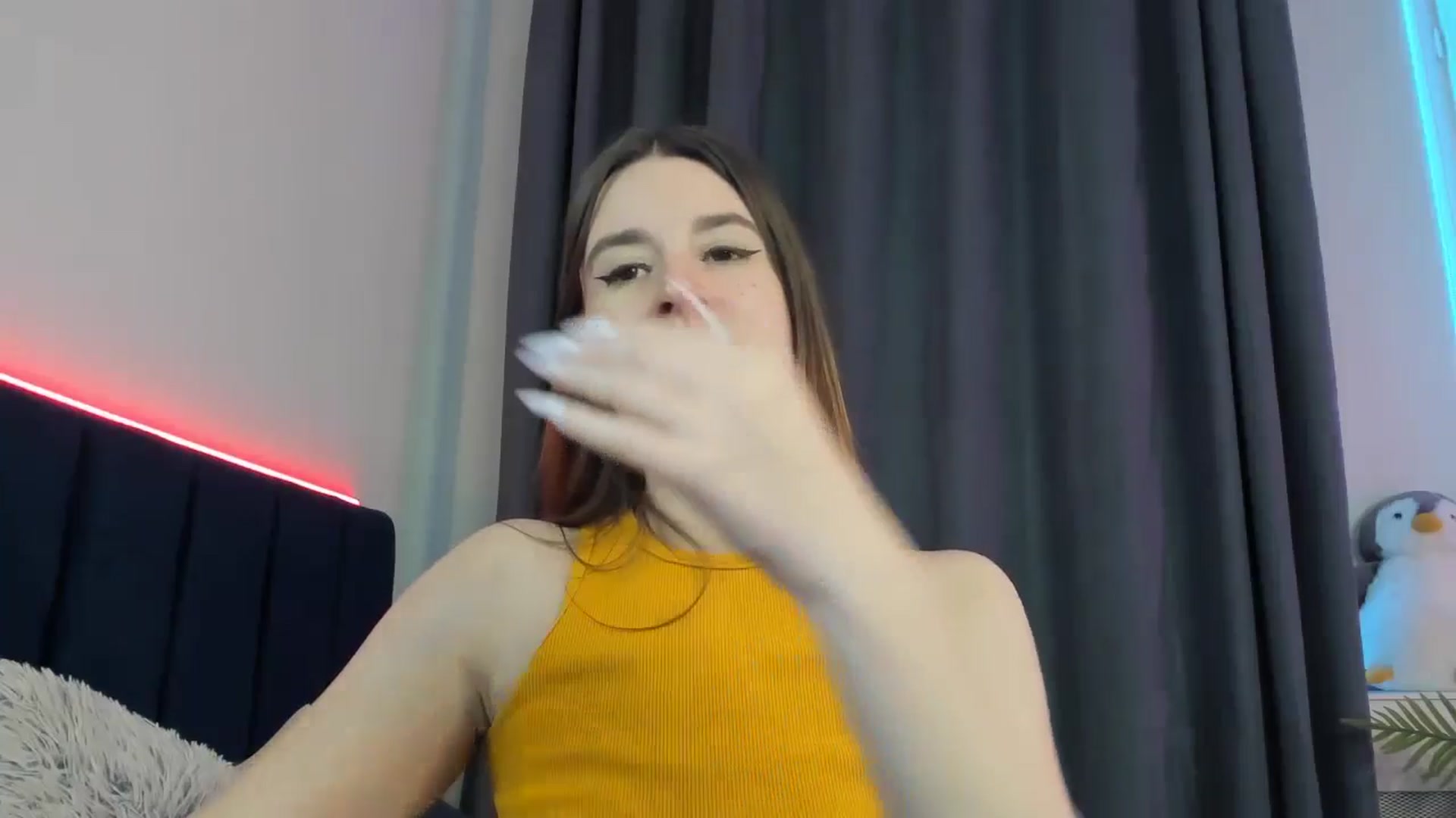 Gallery image thumbnail from Brocard's myfreecams stream on, 08/16/2025, 13:21 image 11 of 20