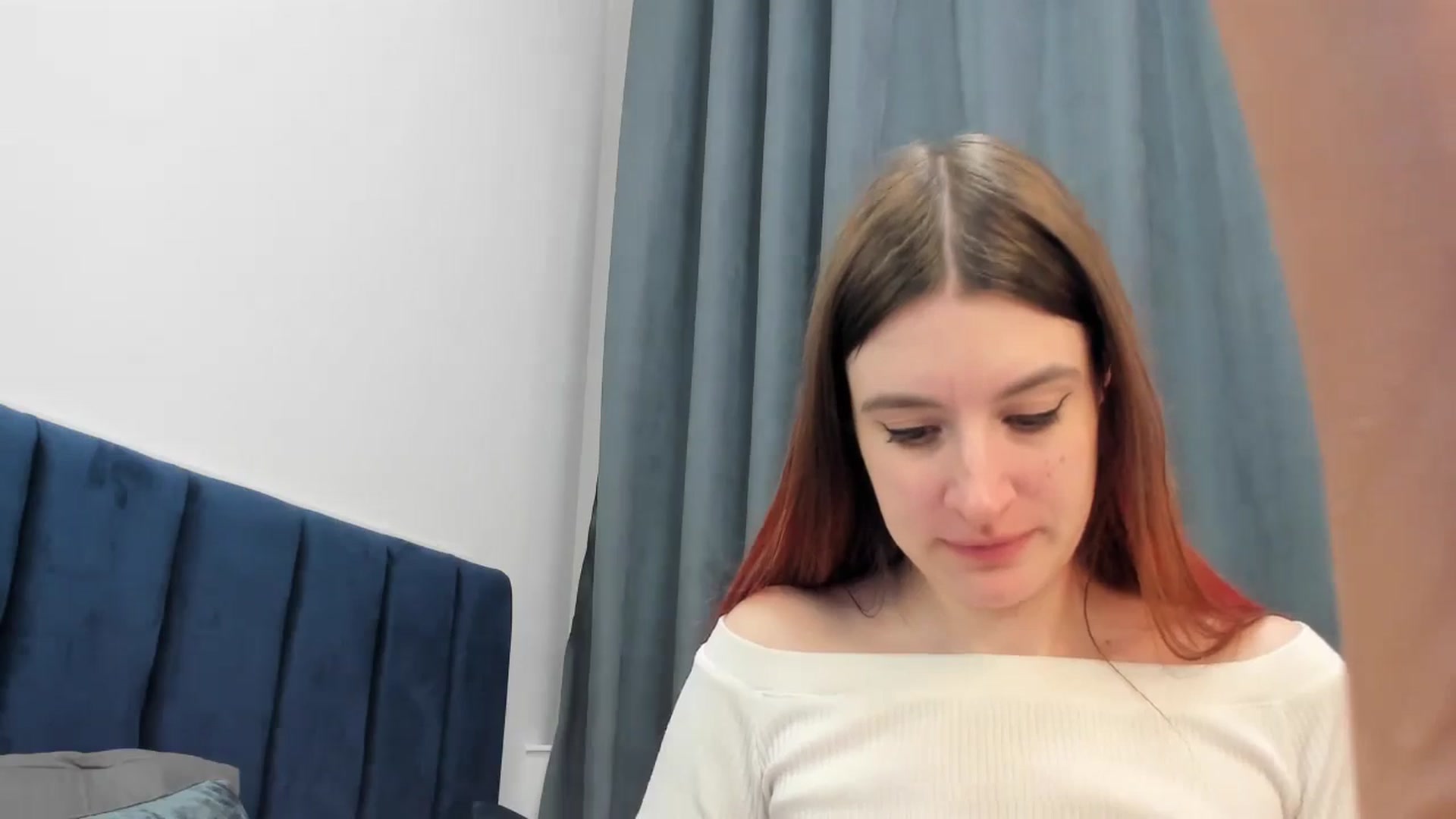 Gallery image thumbnail from Brocard's myfreecams stream on, 09/21/2025, 12:11 image 14 of 20