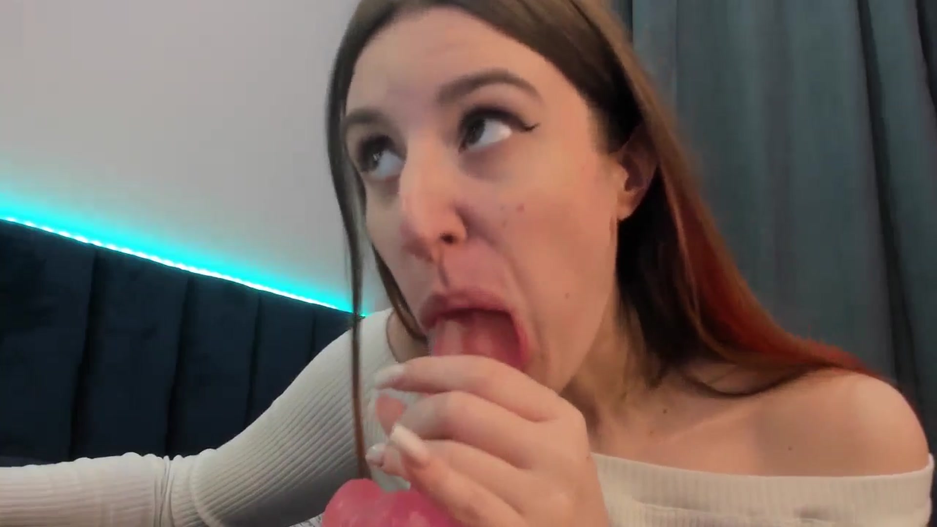 Gallery image thumbnail from Brocard's myfreecams stream on, 10/27/2025, 11:31 image 18 of 20