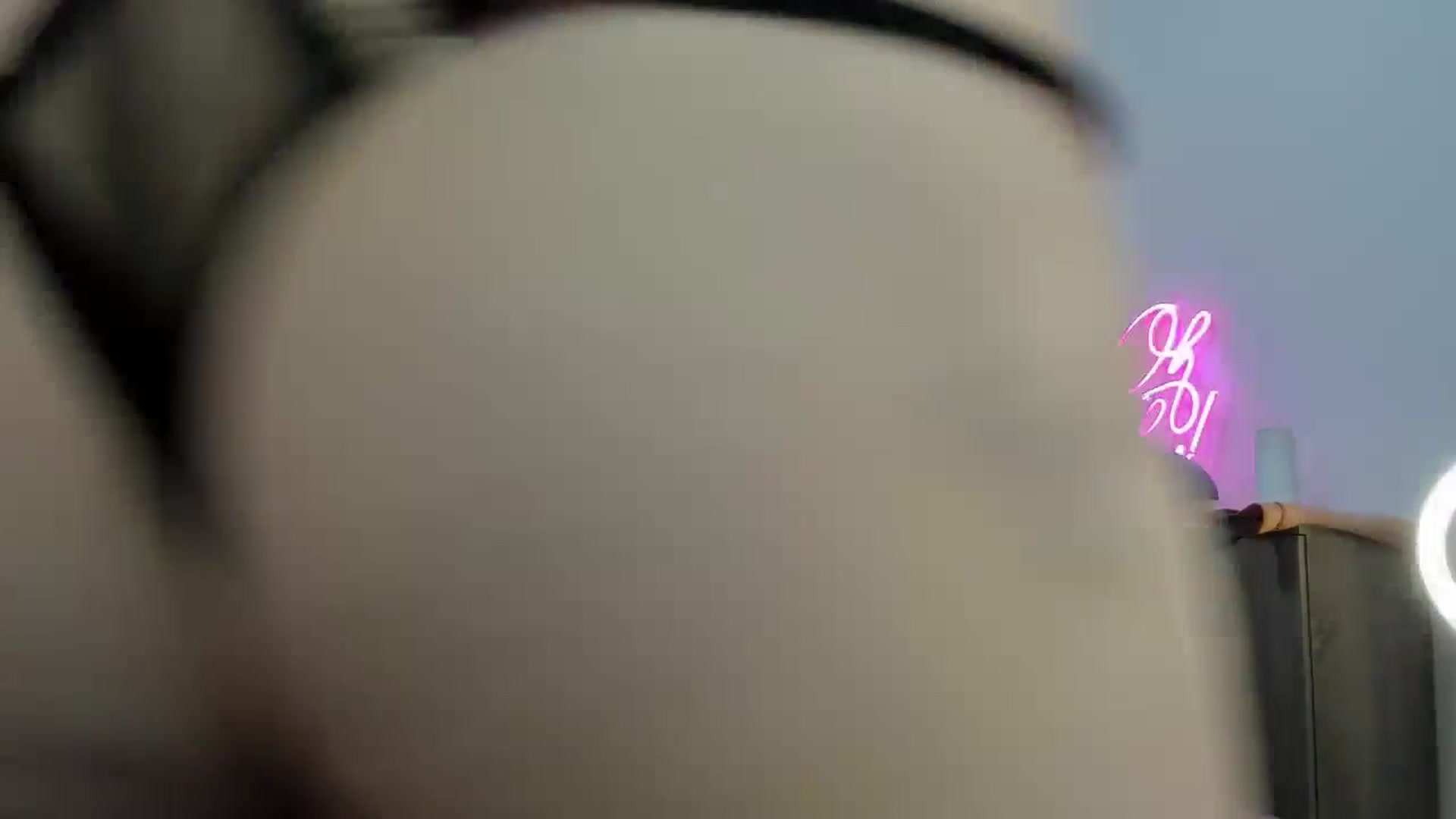 Gallery image thumbnail from Brocard's myfreecams stream on, 10/29/2025, 12:11 image 18 of 20