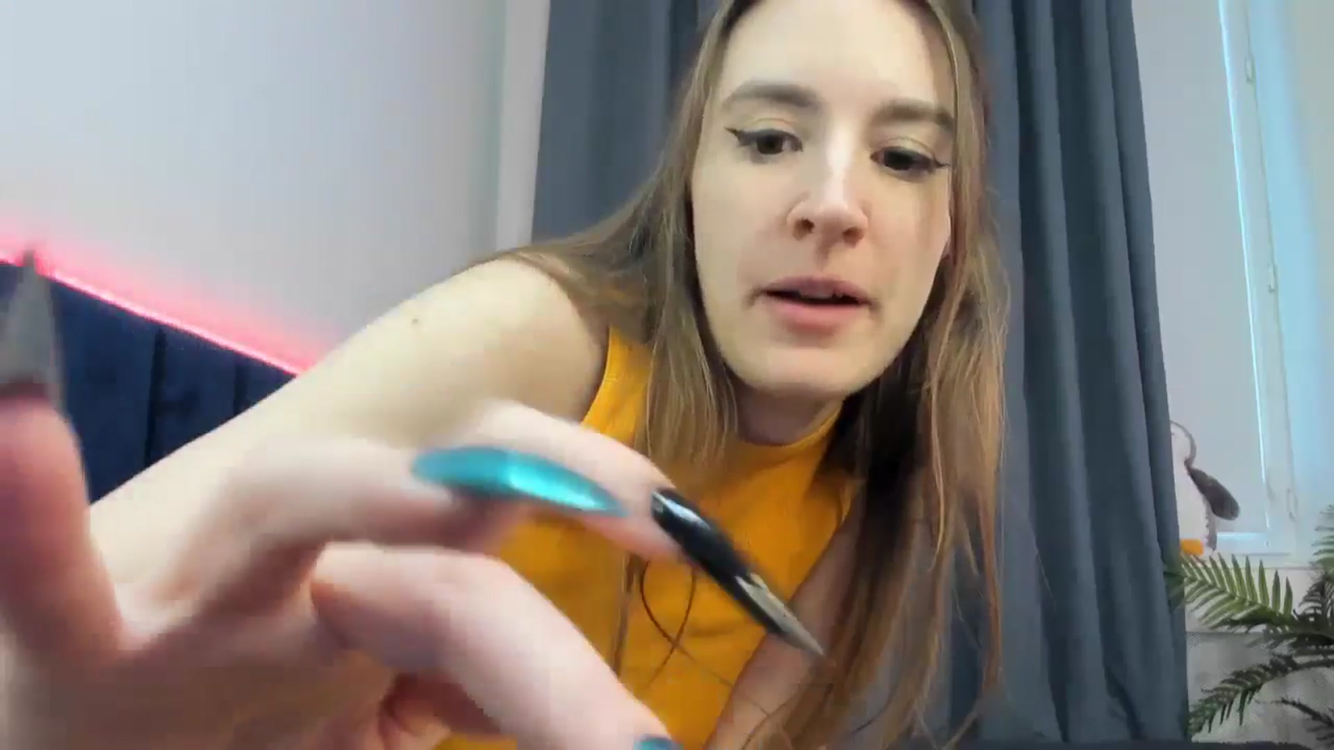 Gallery image thumbnail from Brocard's myfreecams stream on, 11/04/2025, 12:20 image 9 of 20