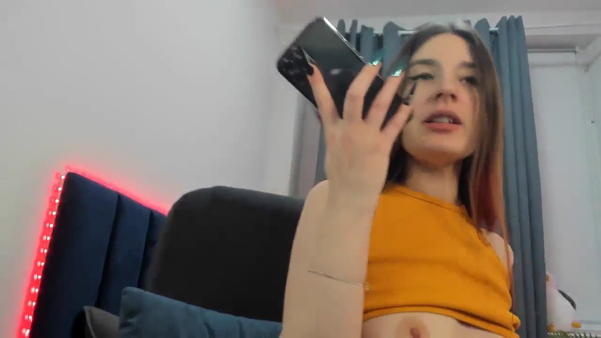Gallery image thumbnail from Brocard's myfreecams stream on, 11/09/2025, 13:59 image 6 of 20