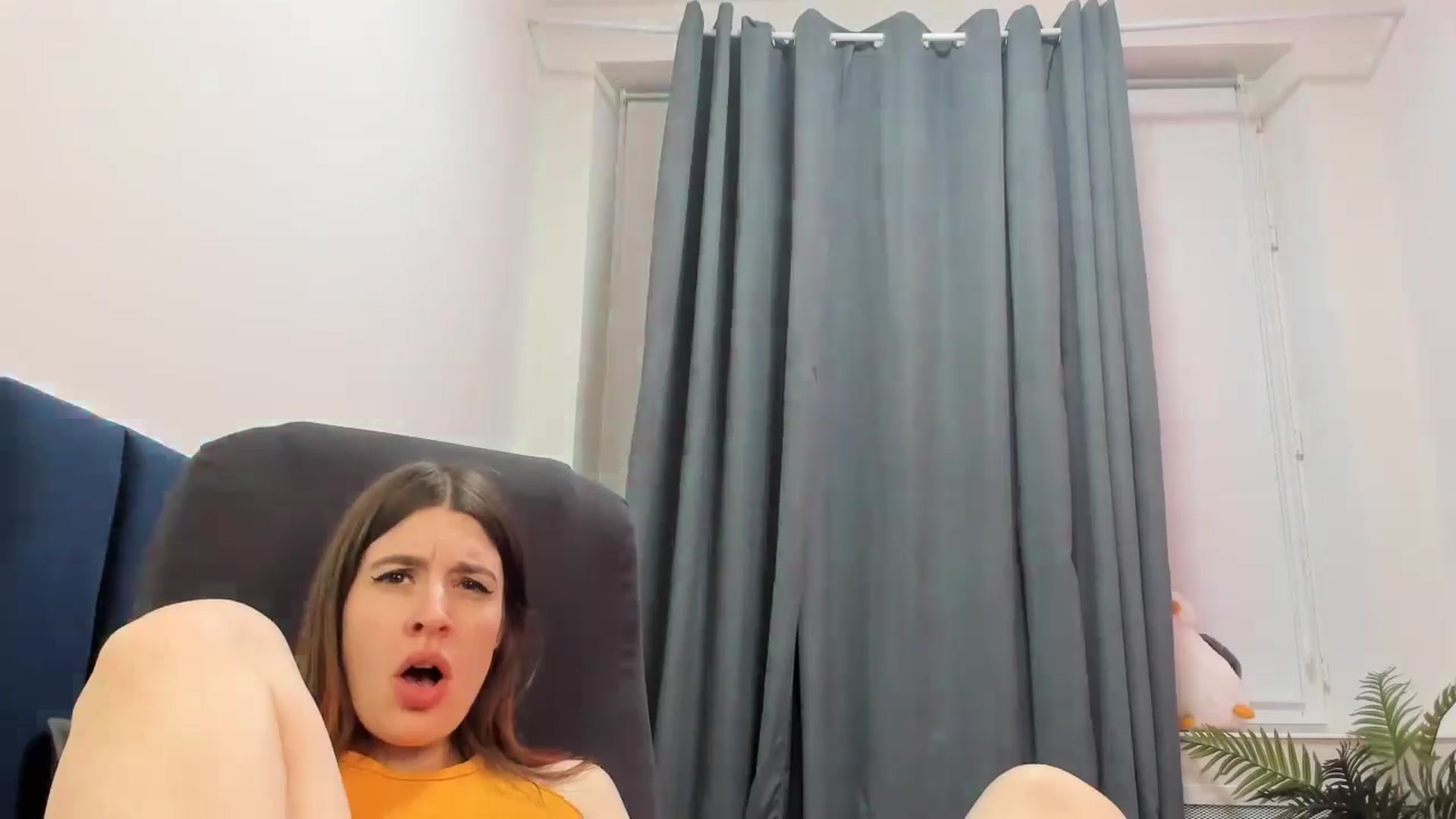 Gallery image thumbnail from Brocard's myfreecams stream on, 11/09/2025, 13:59 image 18 of 20