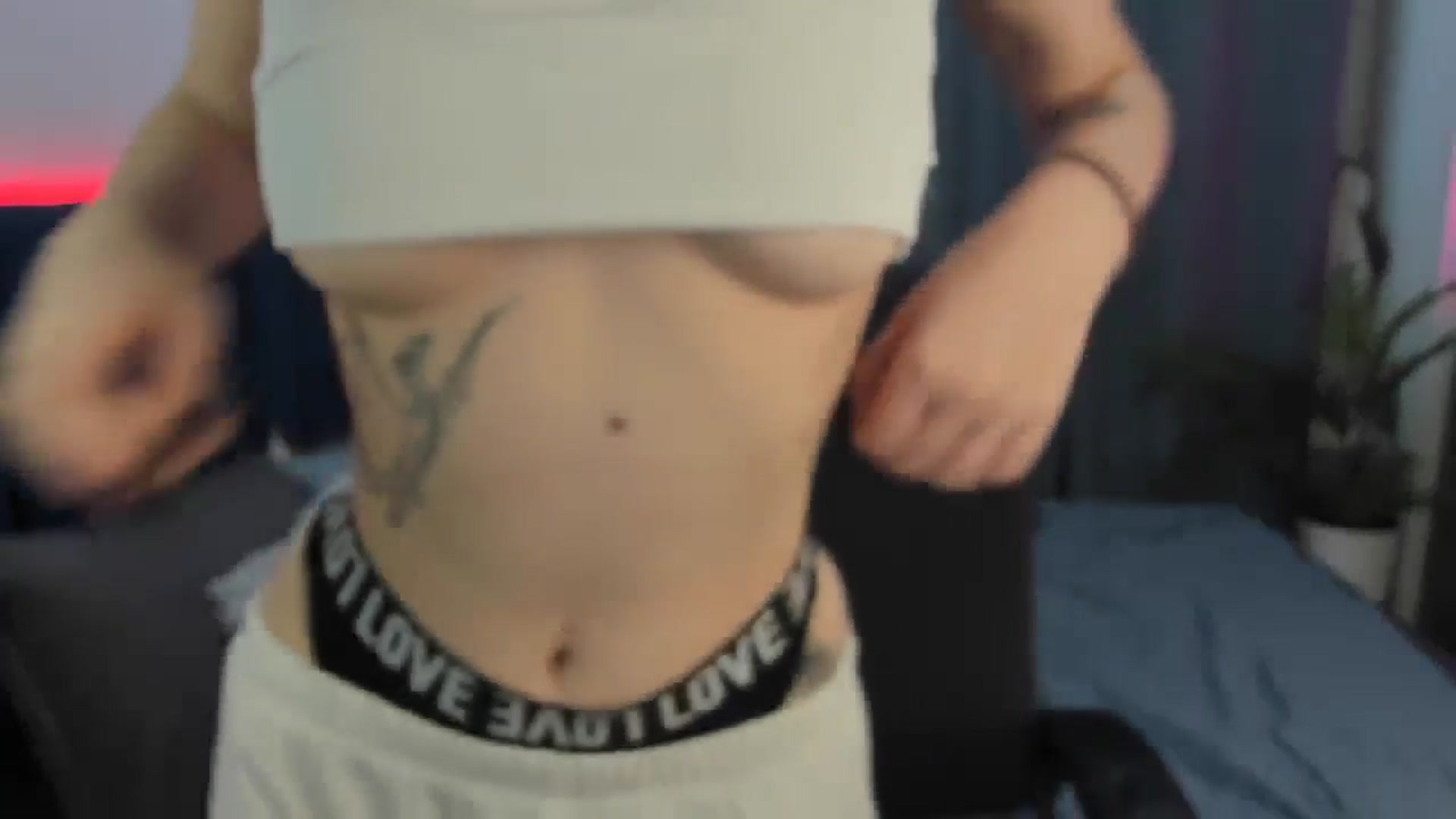 Gallery image thumbnail from Brocard's myfreecams stream on, 11/16/2025, 09:37 image 17 of 20