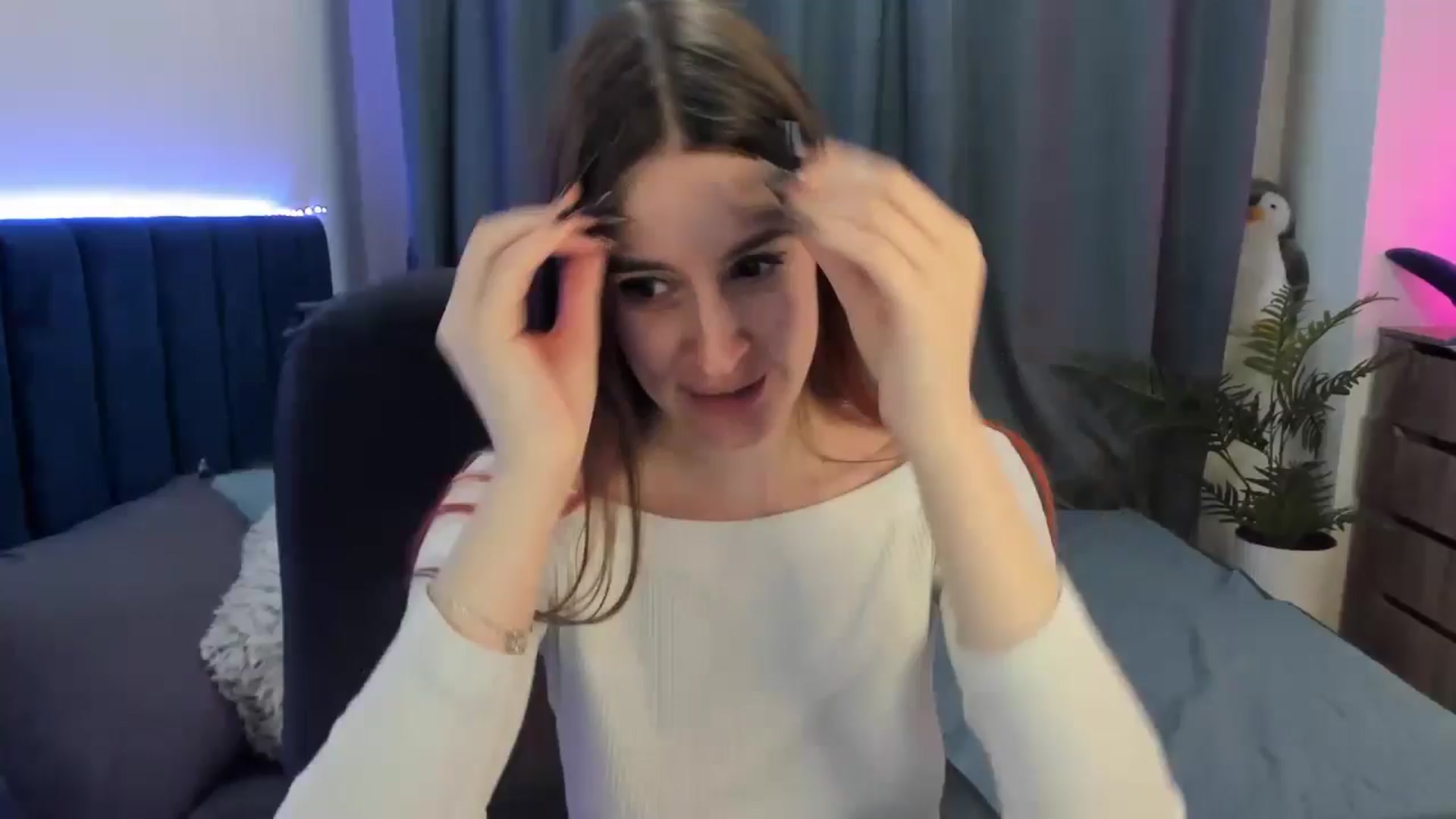 Gallery image thumbnail from Brocard's myfreecams stream on, 11/23/2025, 12:27 image 2 of 20
