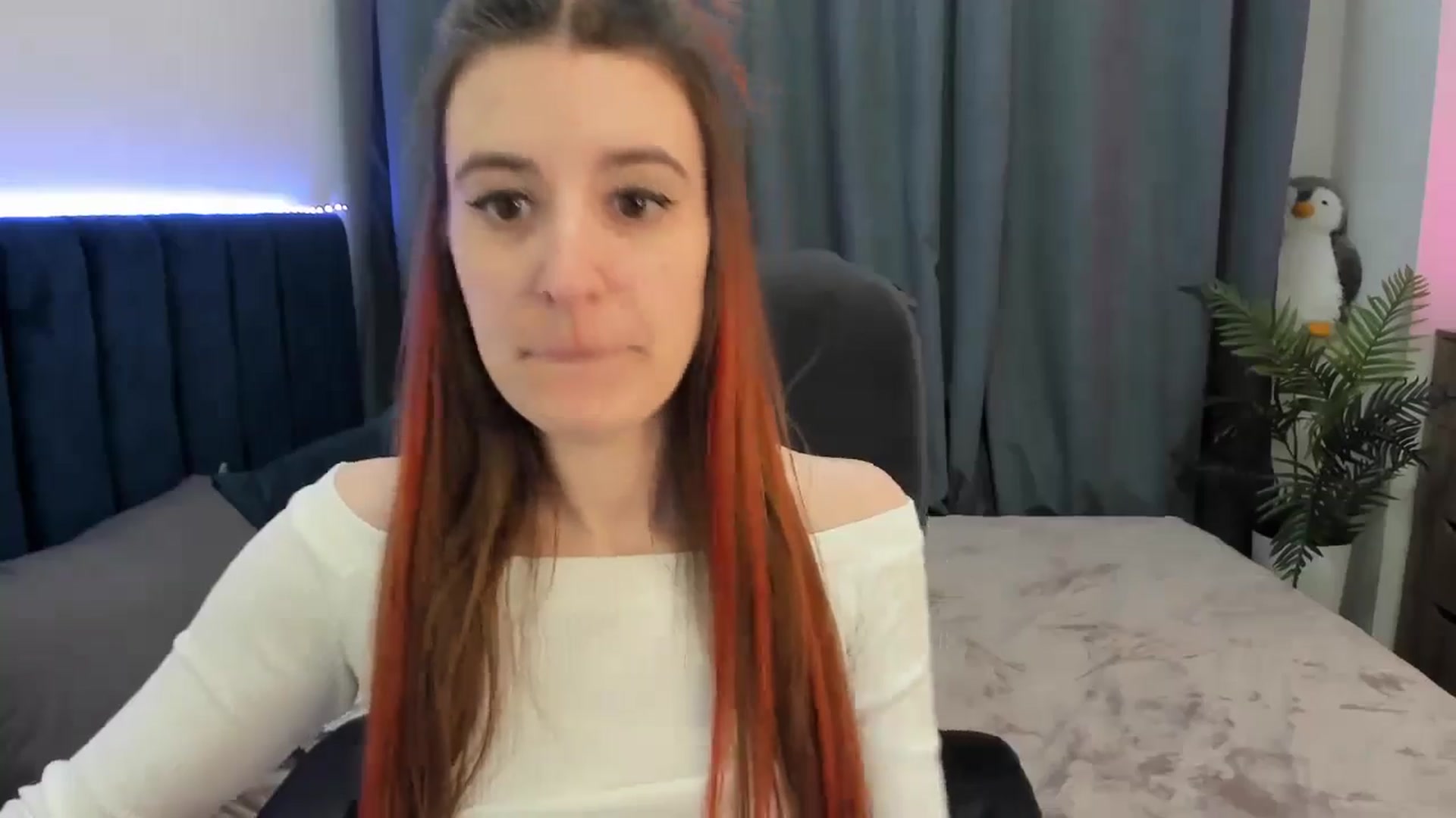 Gallery image thumbnail from Brocard's myfreecams stream on, 12/02/2025, 11:41 image 11 of 20
