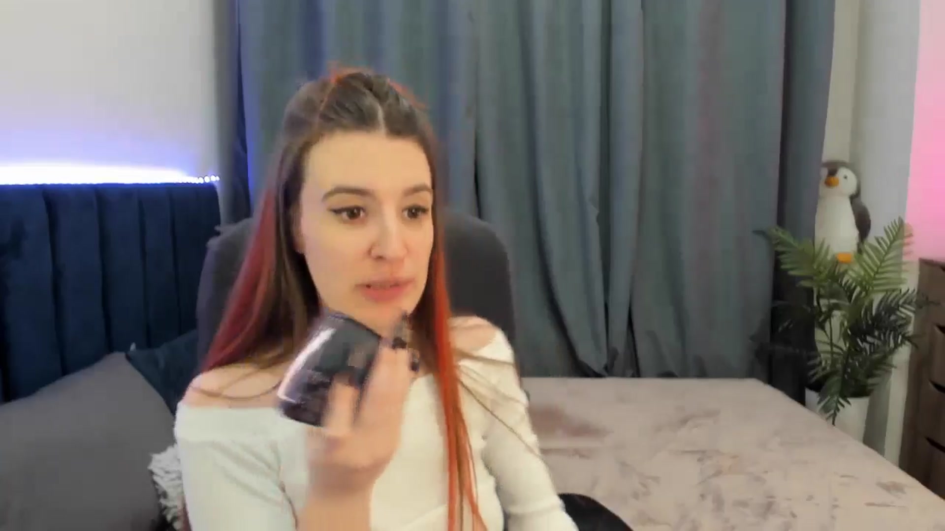Gallery image thumbnail from Brocard's myfreecams stream on, 12/02/2025, 11:41 image 7 of 20