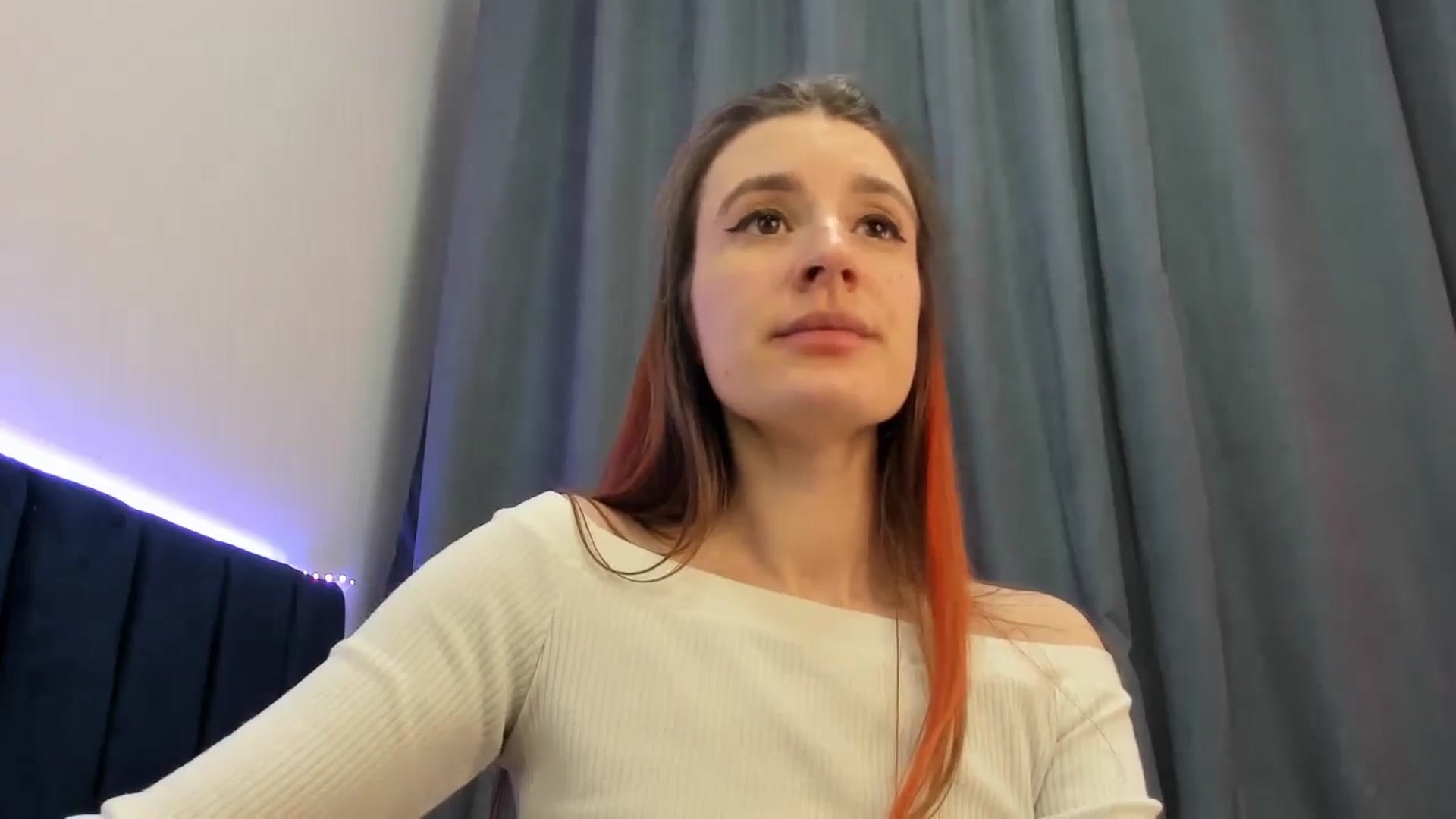 Gallery image thumbnail from Brocard's myfreecams stream on, 12/02/2025, 13:39 image 5 of 20