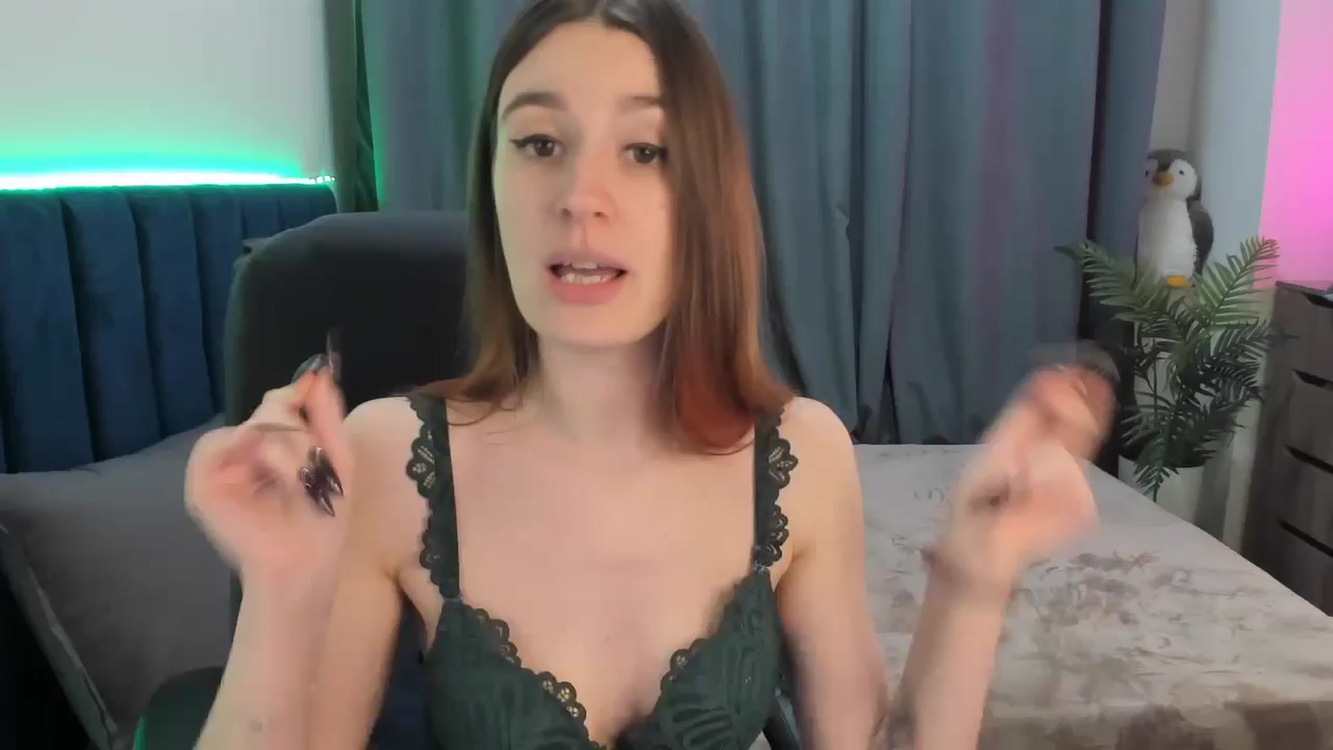 Gallery image thumbnail from Brocard's myfreecams stream on, 12/03/2025, 12:10 image 19 of 20