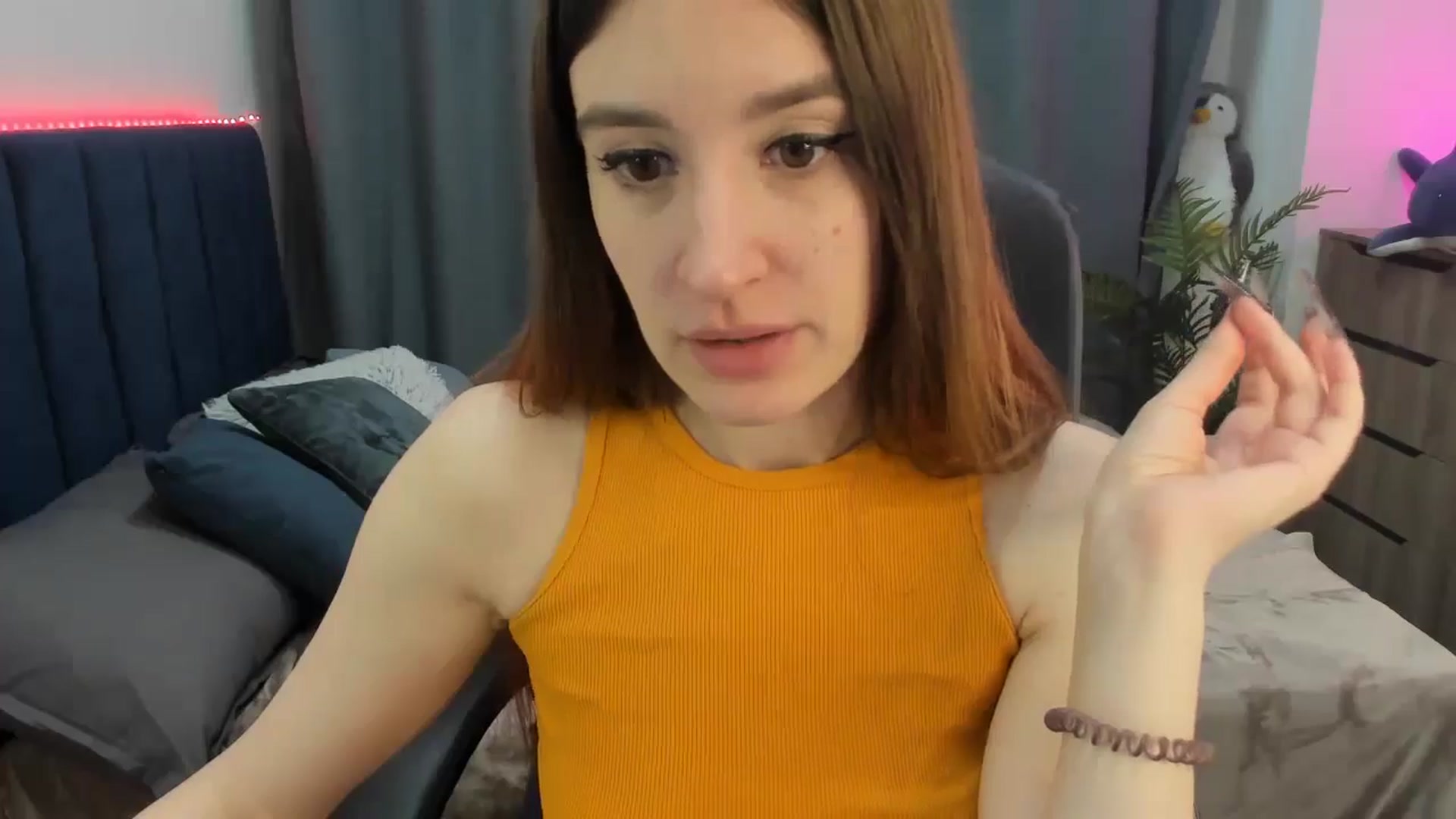 Gallery image thumbnail from Brocard's myfreecams stream on, 12/10/2025, 10:21 image 4 of 20