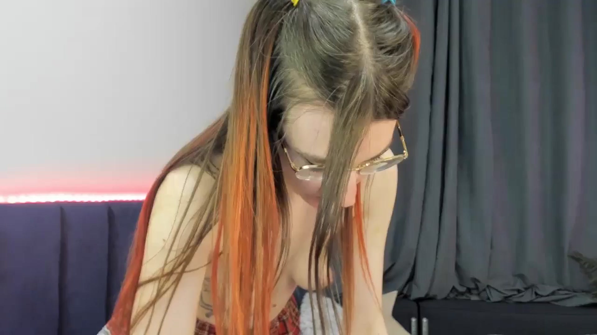 Gallery image thumbnail from Brocard's myfreecams stream on, 02/08/2026, 15:17 image 16 of 20