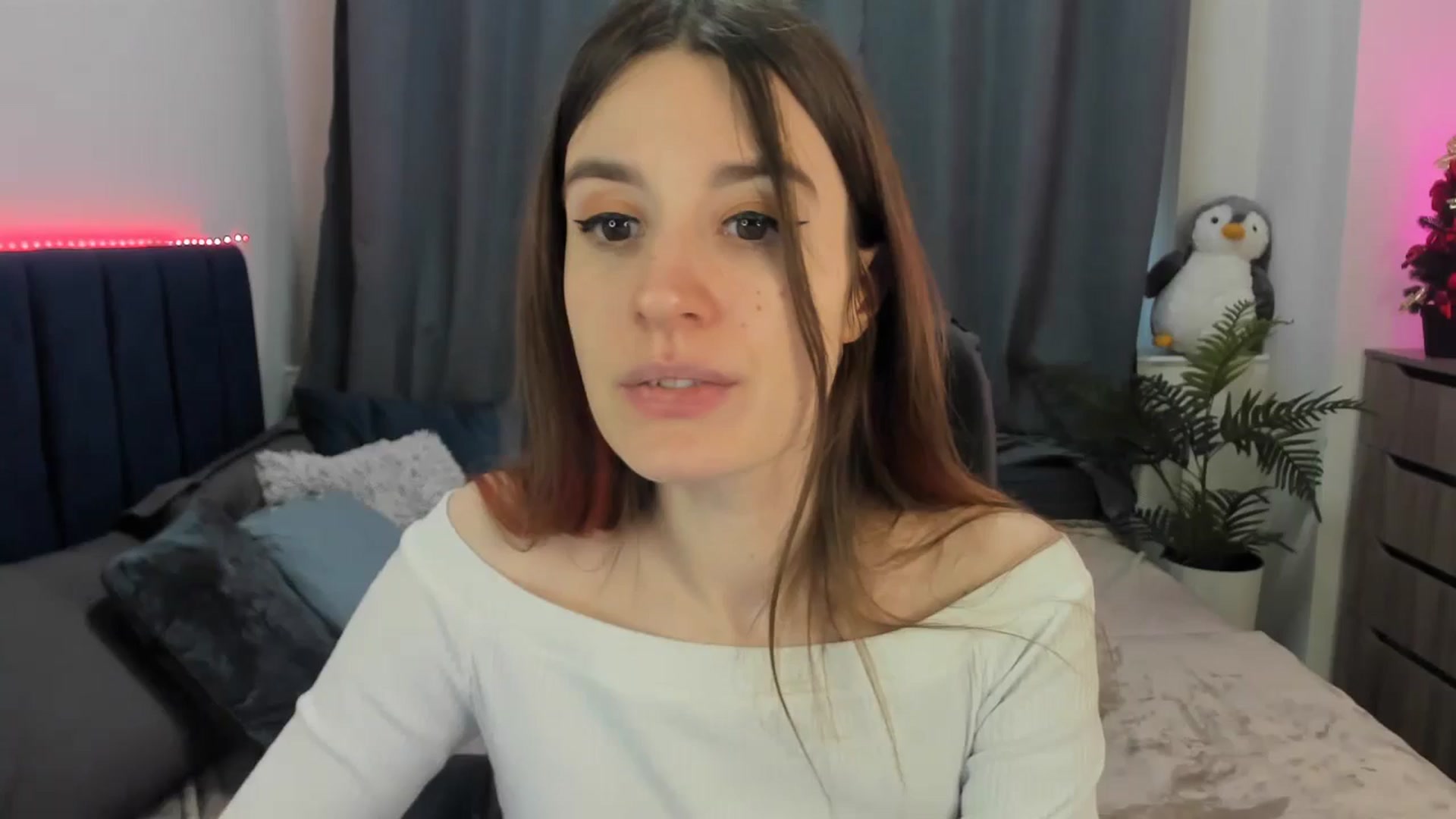 Gallery image thumbnail from Brocard's myfreecams stream on, 02/15/2026, 10:16 image 1 of 20