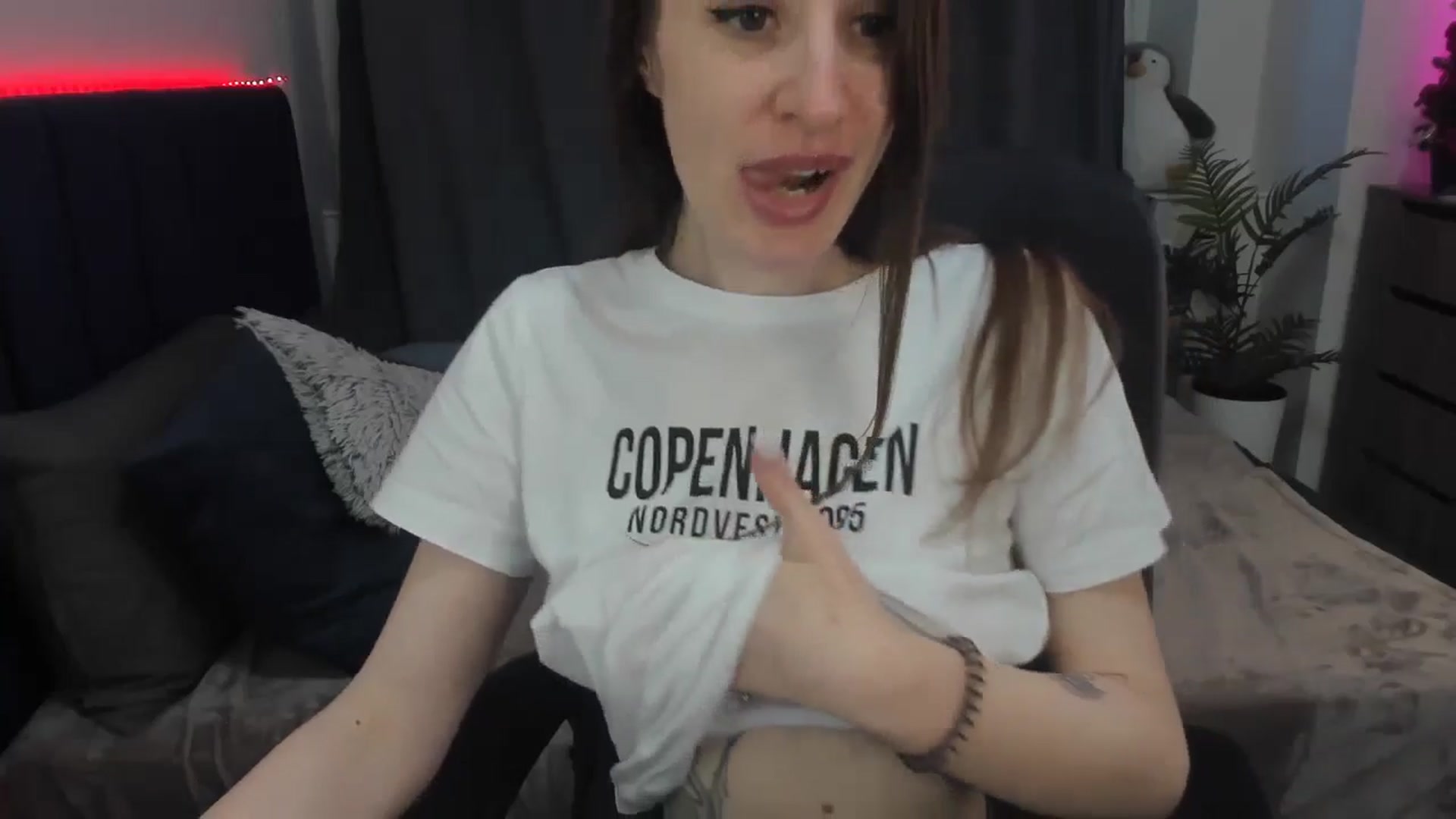 Gallery image thumbnail from Brocard's myfreecams stream on, 03/28/2026, 09:55 image 8 of 20