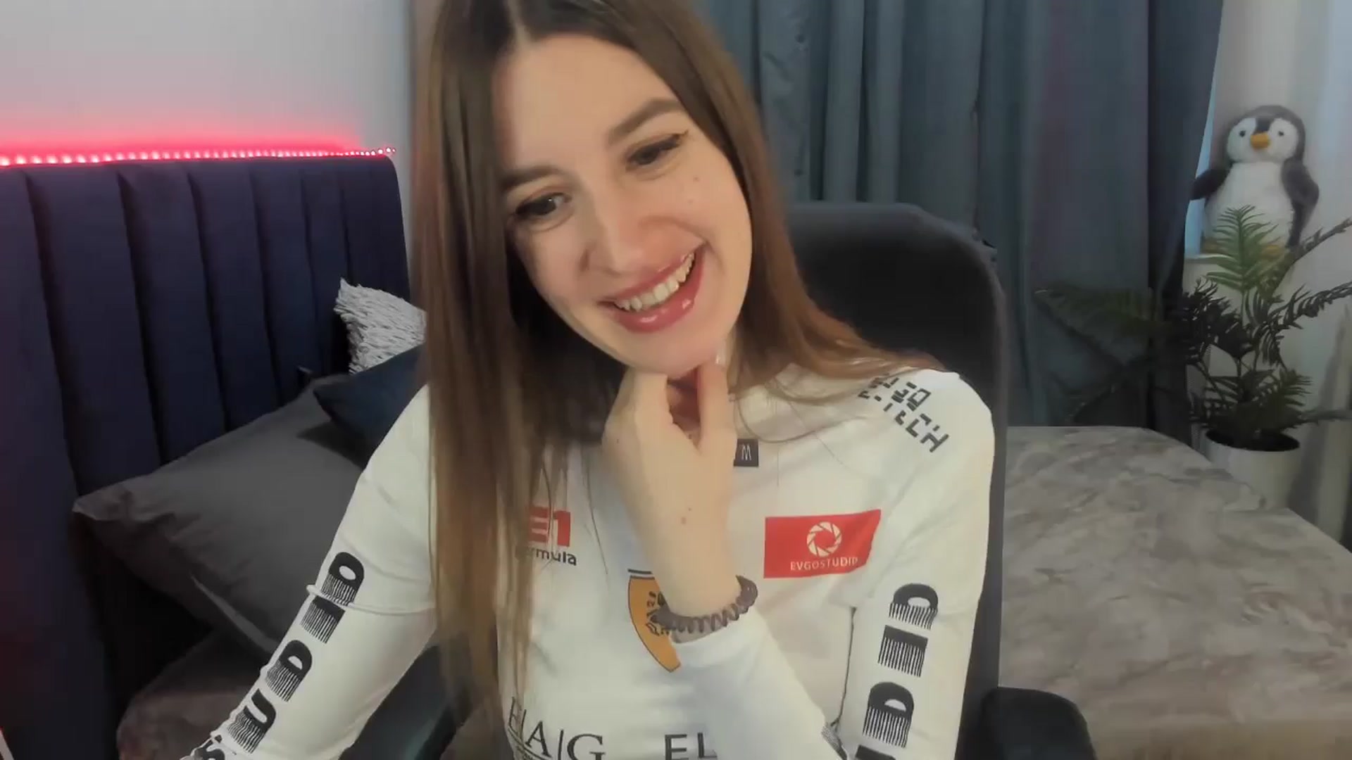 Gallery image thumbnail from Brocard's myfreecams stream on, 03/30/2026, 09:32 image 1 of 20