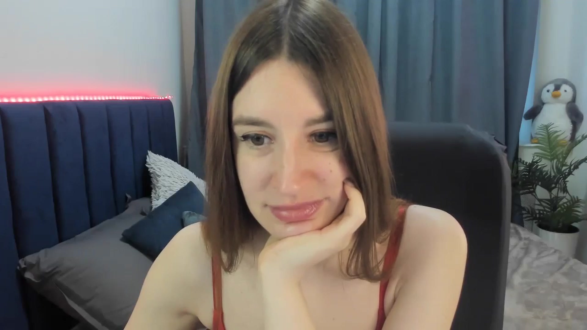 Gallery image thumbnail from Brocard's myfreecams stream on, 04/01/2026, 08:54 image 12 of 20