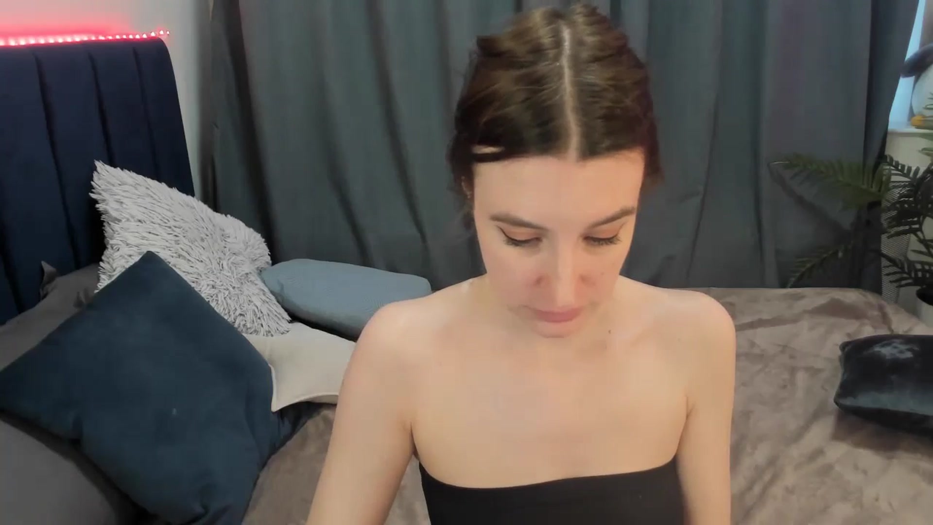 Gallery image thumbnail from Brocard's myfreecams stream on, 04/03/2026, 11:26 image 3 of 20