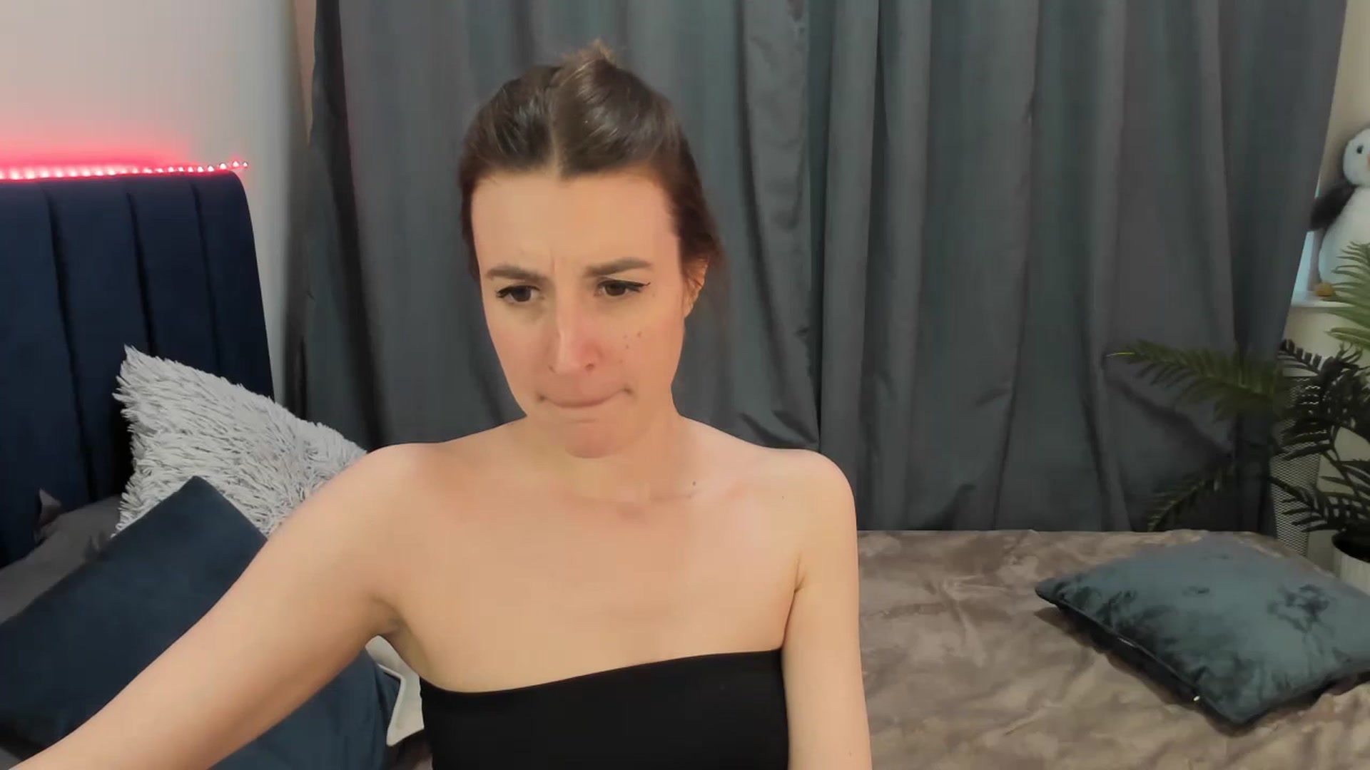 Gallery image thumbnail from Brocard's myfreecams stream on, 04/03/2026, 12:46 image 20 of 20