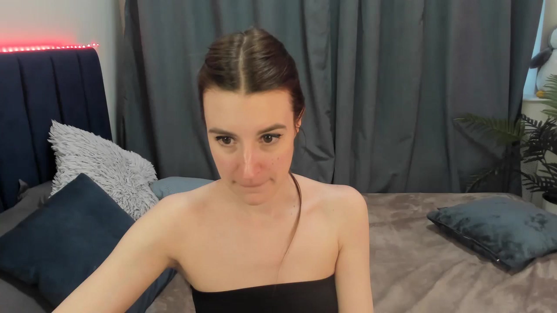 Gallery image thumbnail from Brocard's myfreecams stream on, 04/03/2026, 12:46 image 1 of 20