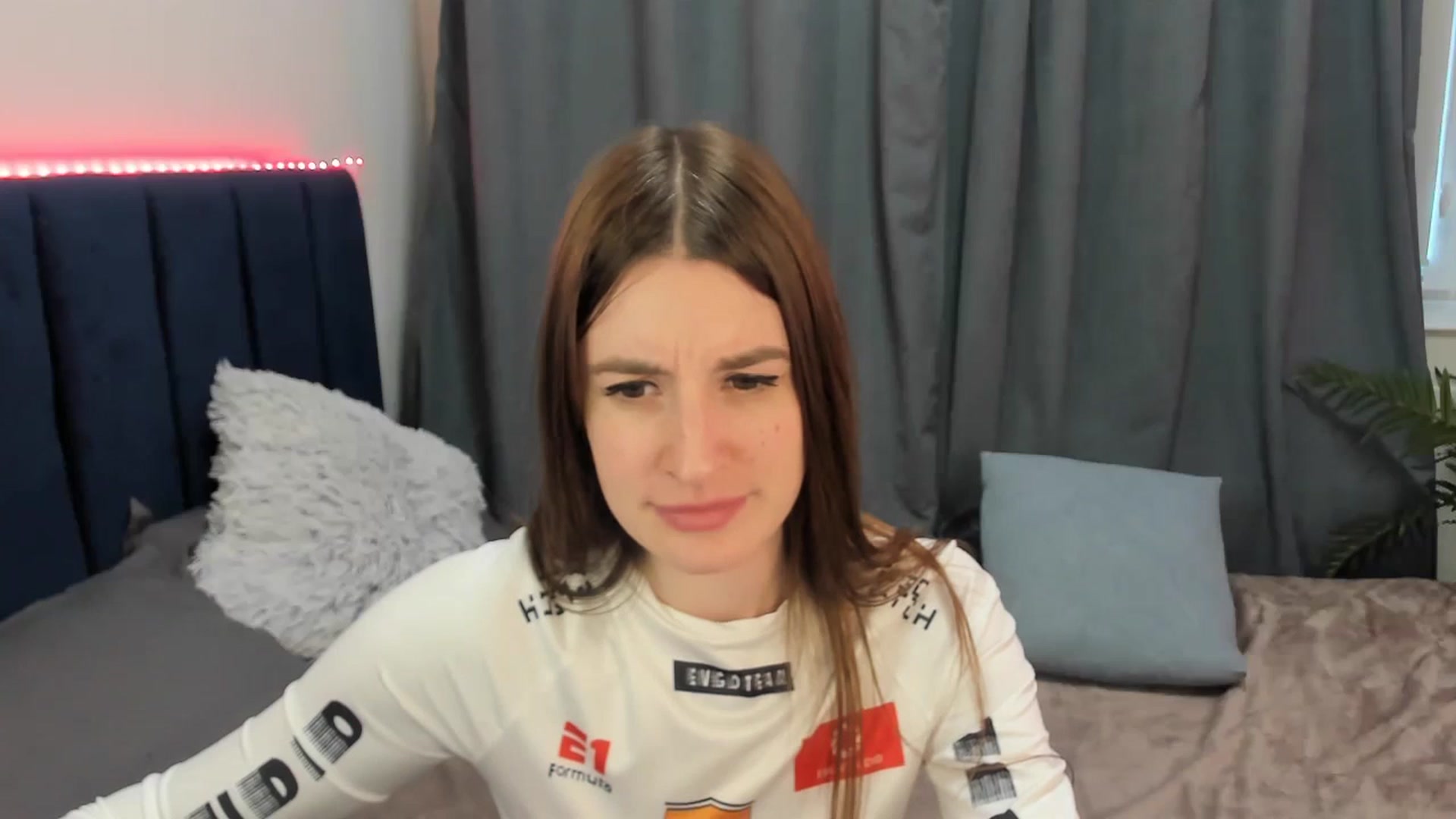 Gallery image thumbnail from Brocard's myfreecams stream on, 04/05/2026, 12:09 image 17 of 20