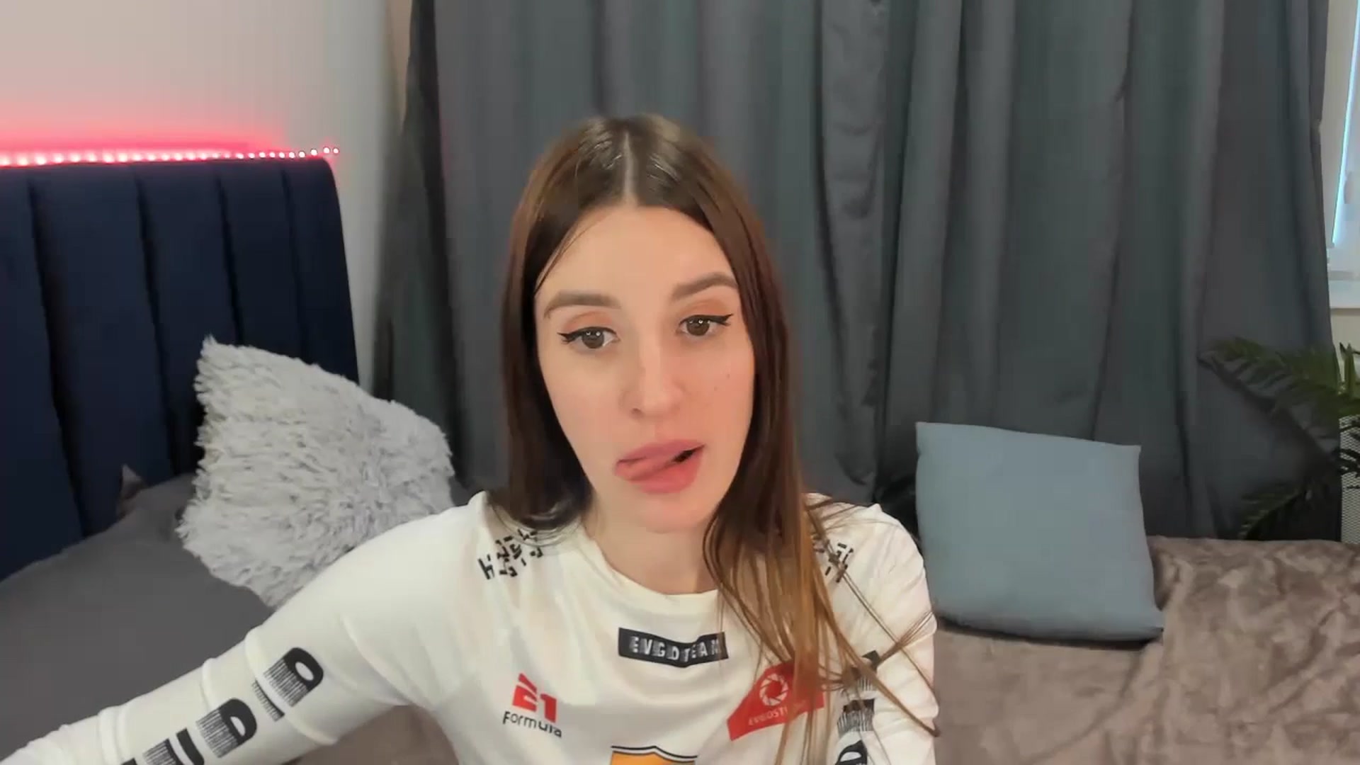 Gallery image thumbnail from Brocard's myfreecams stream on, 04/05/2026, 12:09 image 8 of 20