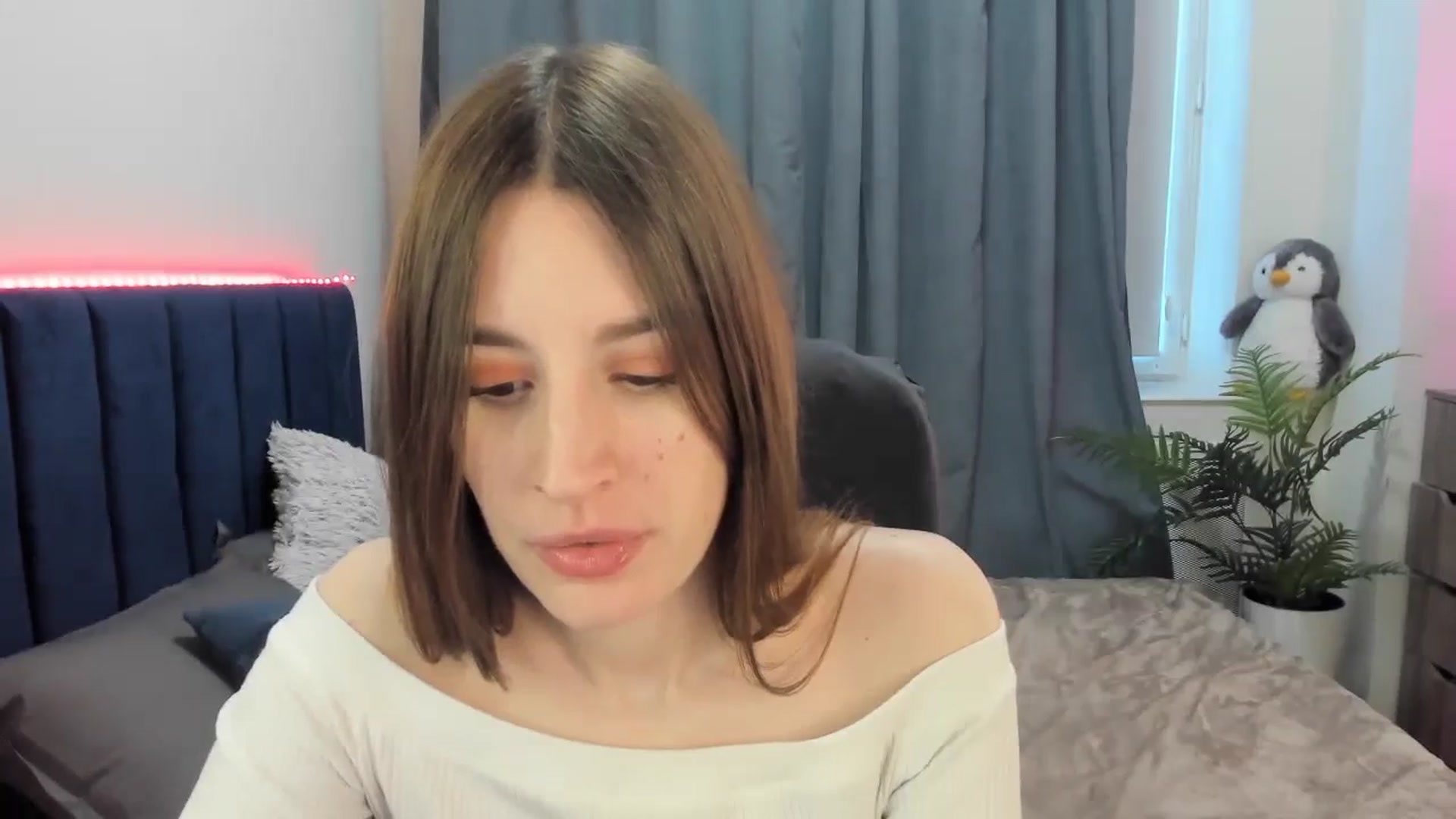 Gallery image thumbnail from Brocard's myfreecams stream on, 04/06/2026, 09:30 image 5 of 20