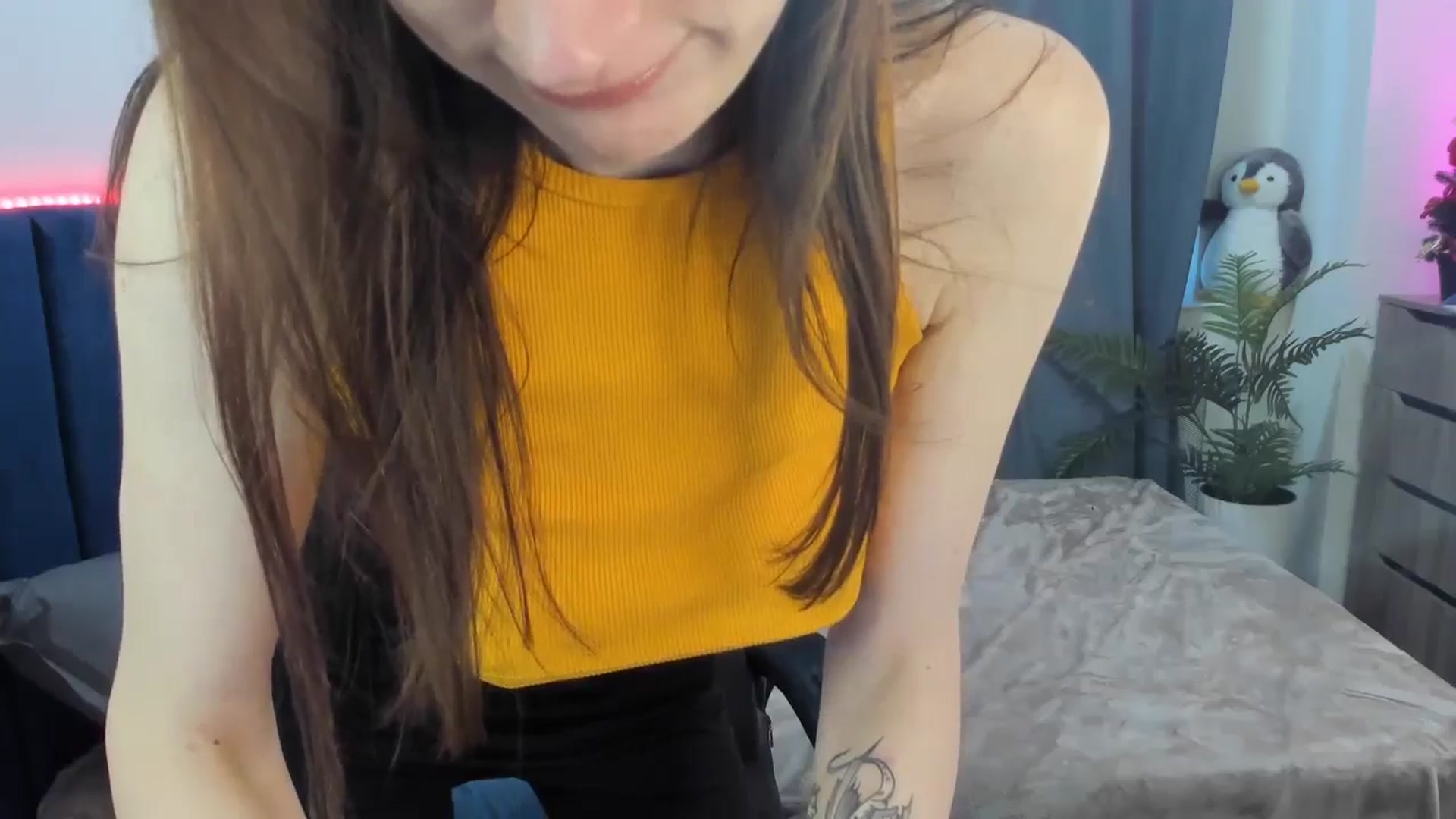 Gallery image thumbnail from Brocard's myfreecams stream on, 04/08/2026, 09:53 image 2 of 20