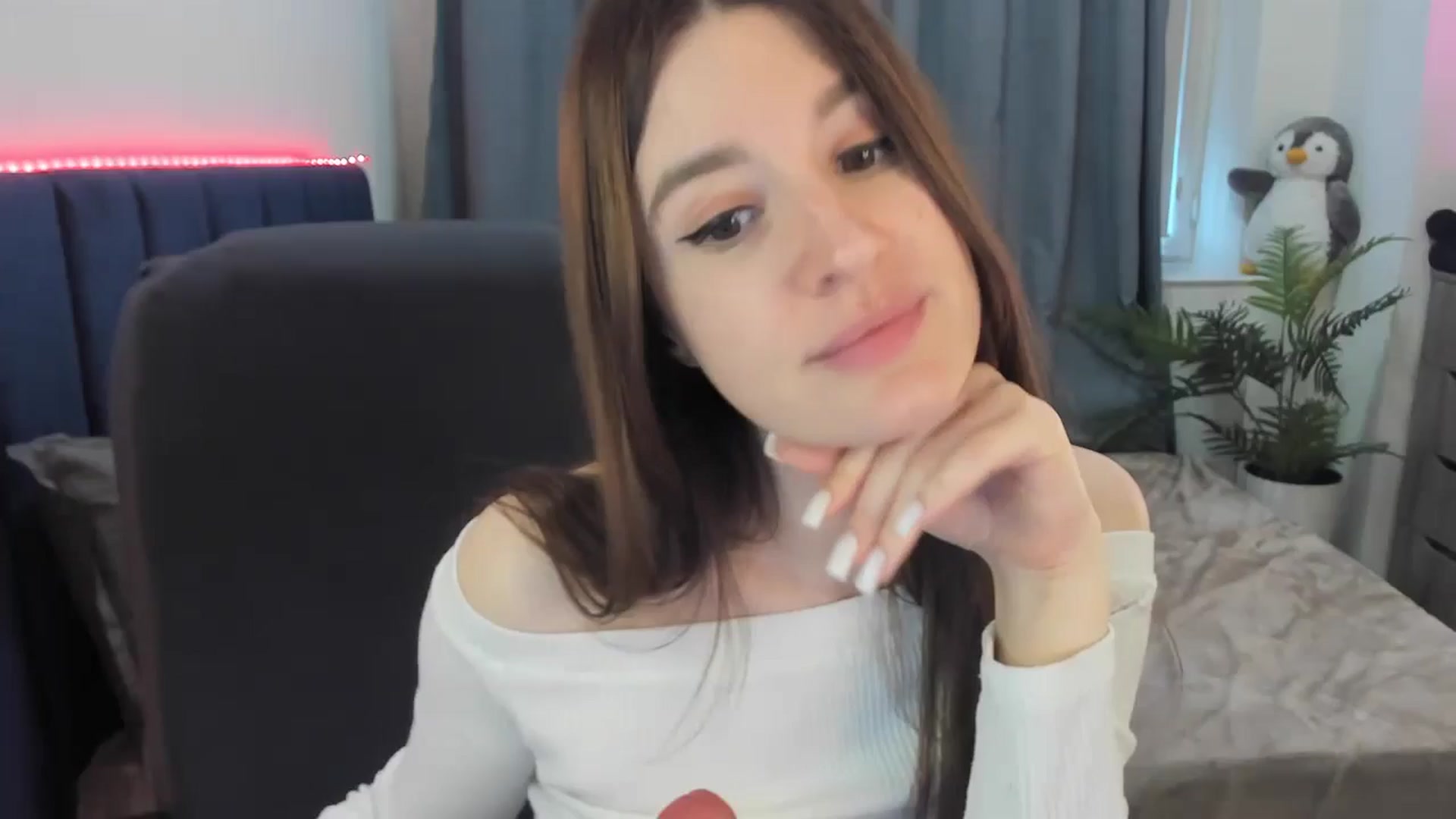 Gallery image thumbnail from Brocard's myfreecams stream on, 04/19/2026, 11:01 image 18 of 20