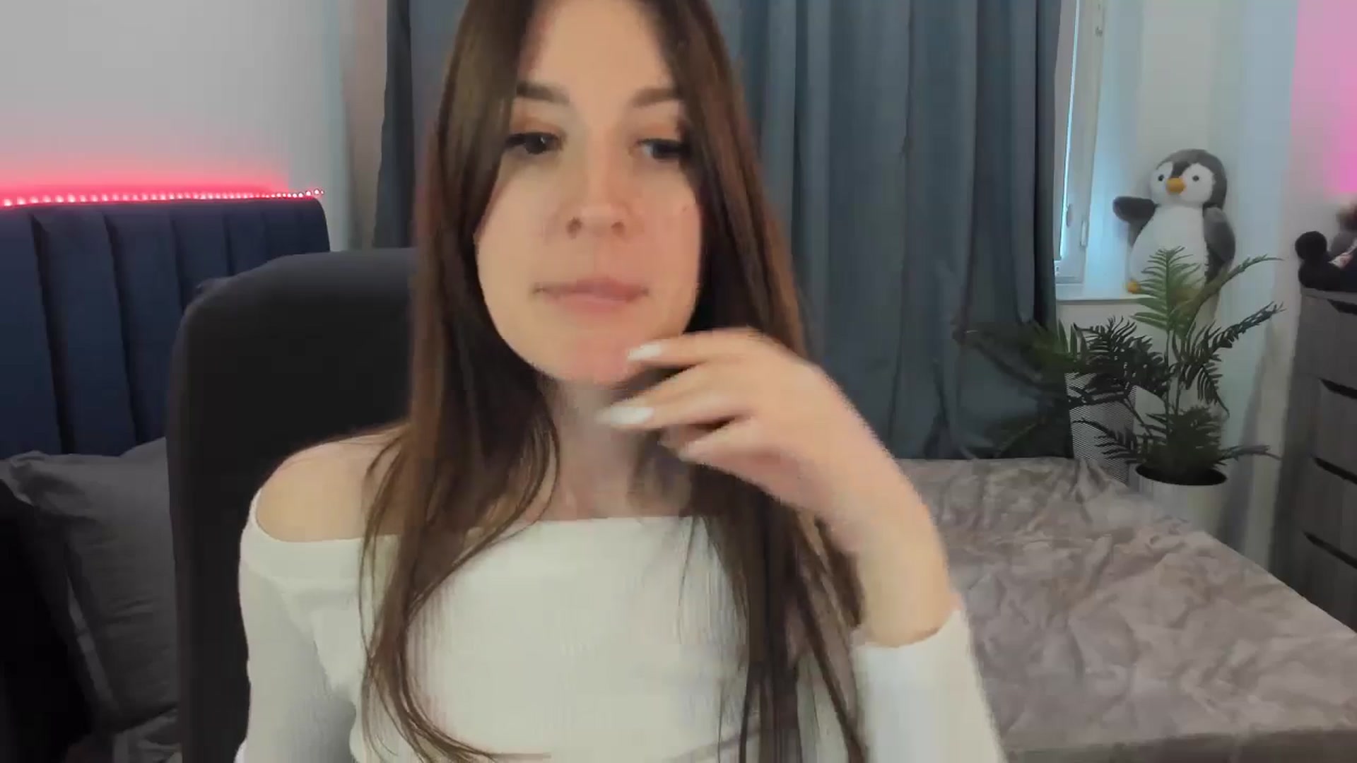 Gallery image thumbnail from Brocard's myfreecams stream on, 04/19/2026, 11:01 image 7 of 20