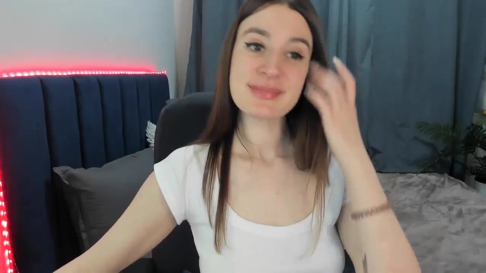 Gallery image thumbnail from Brocard's myfreecams stream on, 04/27/2026, 10:15 image 2 of 20