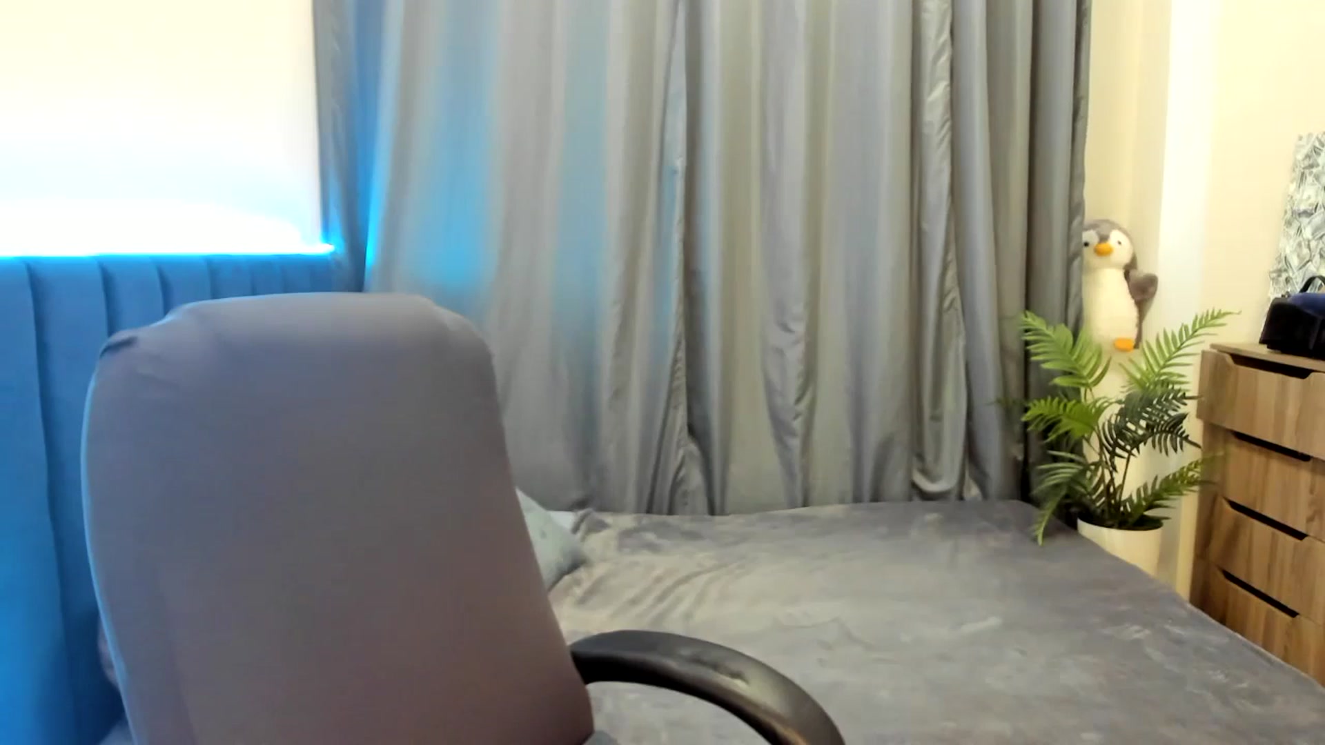 Gallery image thumbnail from Brocard's myfreecams stream on, 05/09/2026, 09:45 image 9 of 20