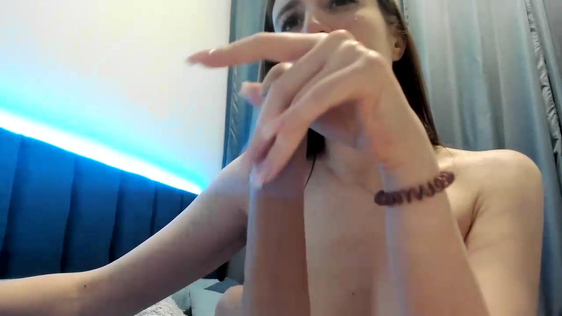 Gallery image thumbnail from Brocard's myfreecams stream on, 05/15/2026, 13:42 image 9 of 20