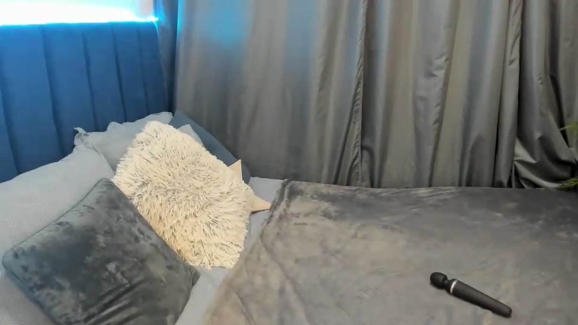 Gallery image thumbnail from Brocard's myfreecams stream on, 05/17/2026, 12:11 image 17 of 20