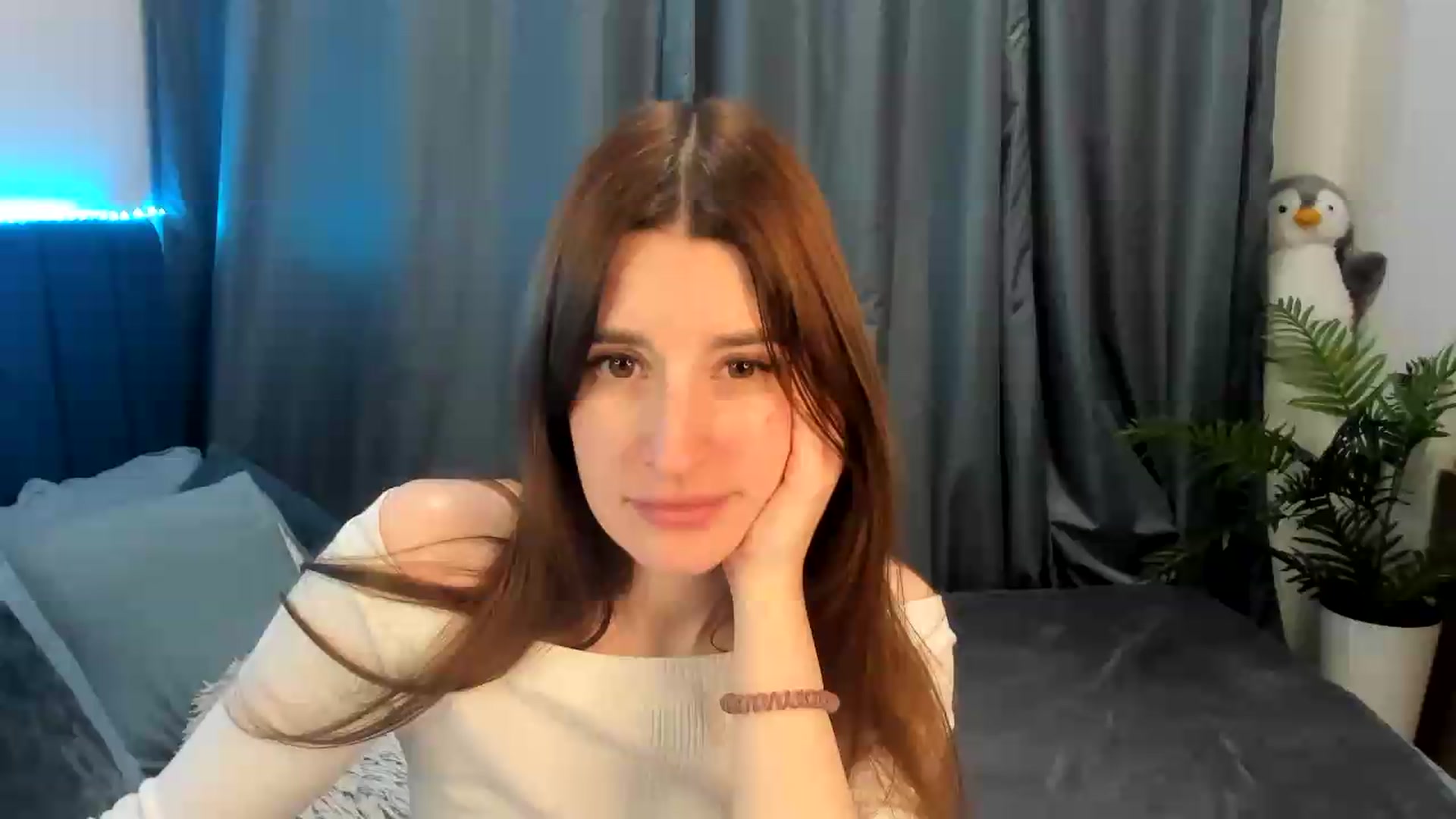 Gallery image thumbnail from Brocard's myfreecams stream on, 05/19/2026, 13:59 image 7 of 20