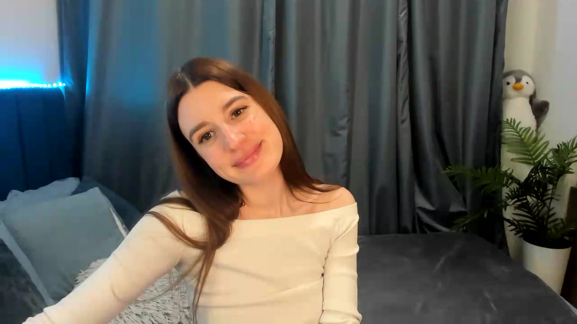 Gallery image thumbnail from Brocard's myfreecams stream on, 05/19/2026, 13:59 image 2 of 20
