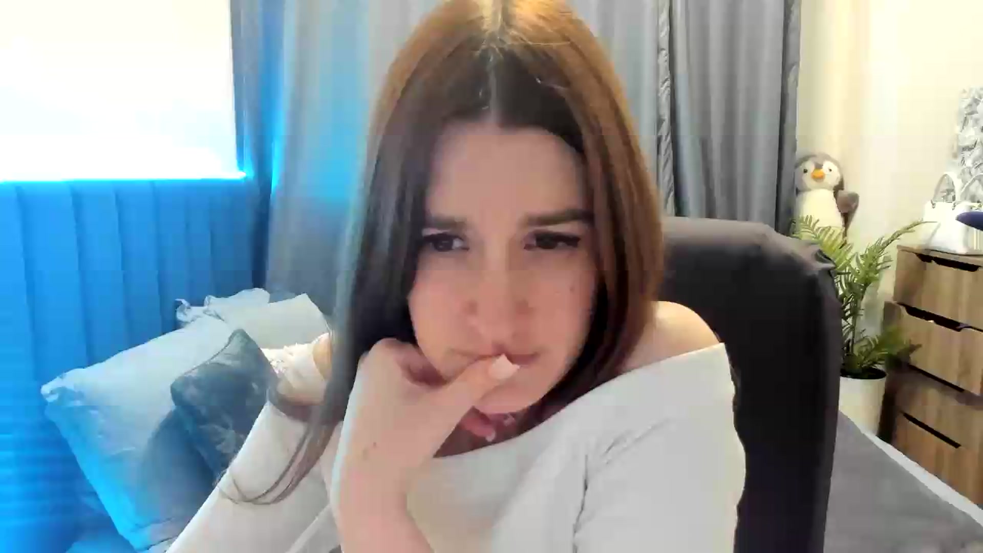 Gallery image thumbnail from Brocard's myfreecams stream on, 05/19/2026, 13:59 image 13 of 20