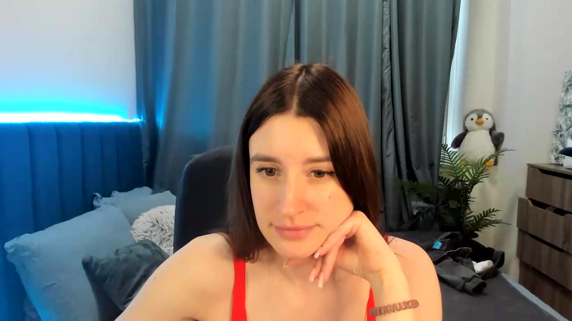 Gallery image thumbnail from Brocard's myfreecams stream on, 05/21/2026, 14:02 image 13 of 20