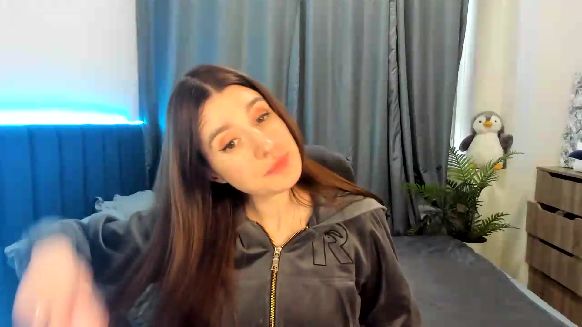 Gallery image thumbnail from Brocard's myfreecams stream on, 05/21/2026, 14:02 image 18 of 20