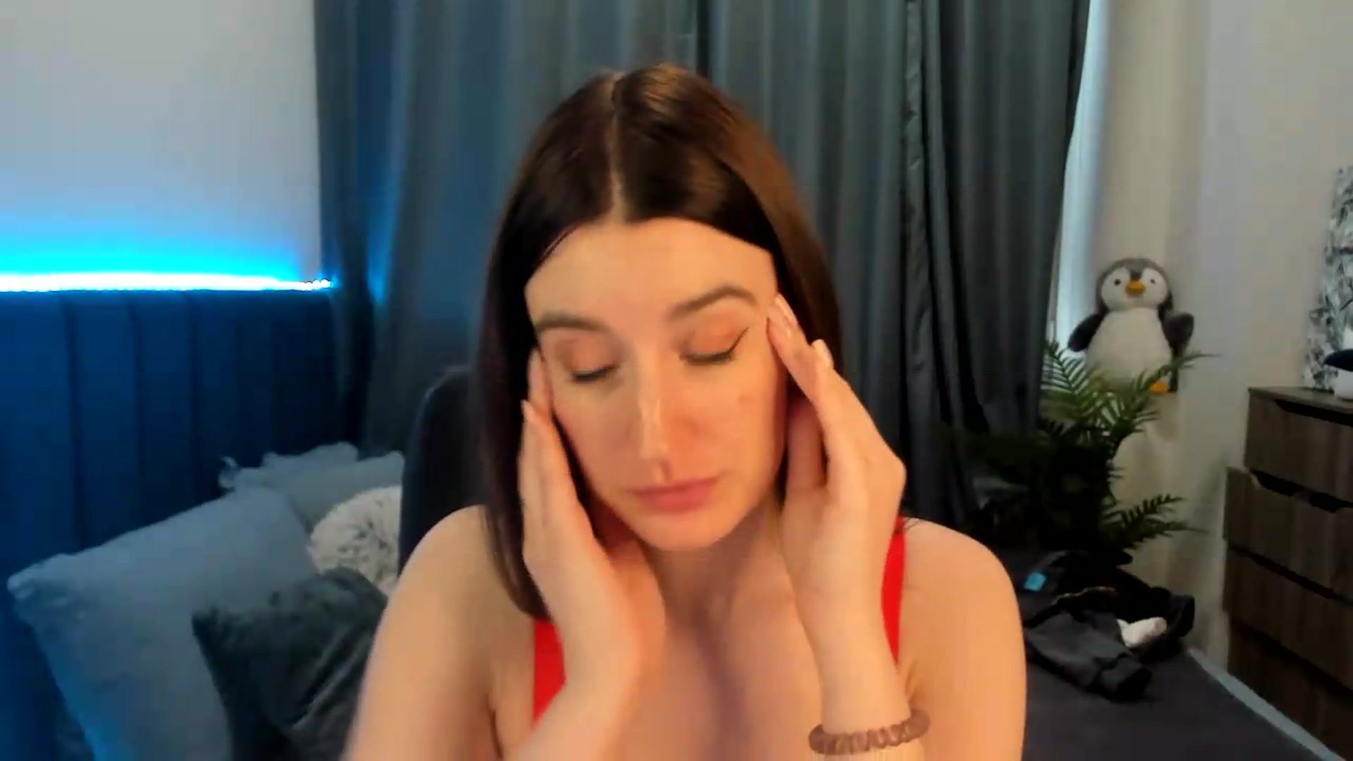 Gallery image thumbnail from Brocard's myfreecams stream on, 05/21/2026, 14:02 image 14 of 20