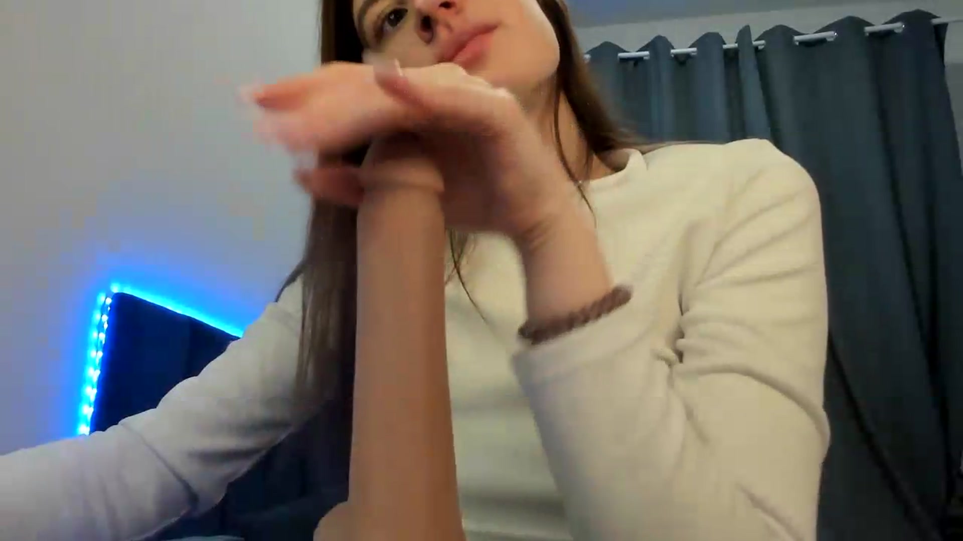 Gallery image thumbnail from Brocard's myfreecams stream on, 06/04/2026, 11:20 image 2 of 20