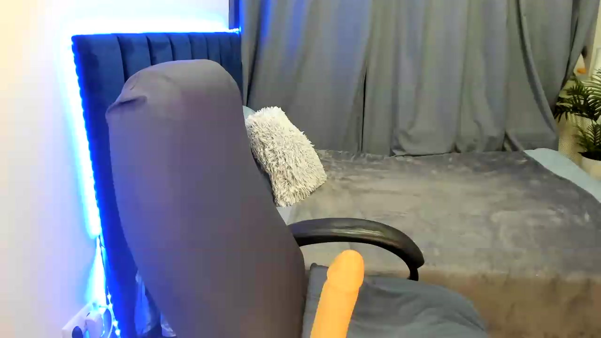 Gallery image thumbnail from Brocard's myfreecams stream on, 06/04/2026, 11:20 image 19 of 20