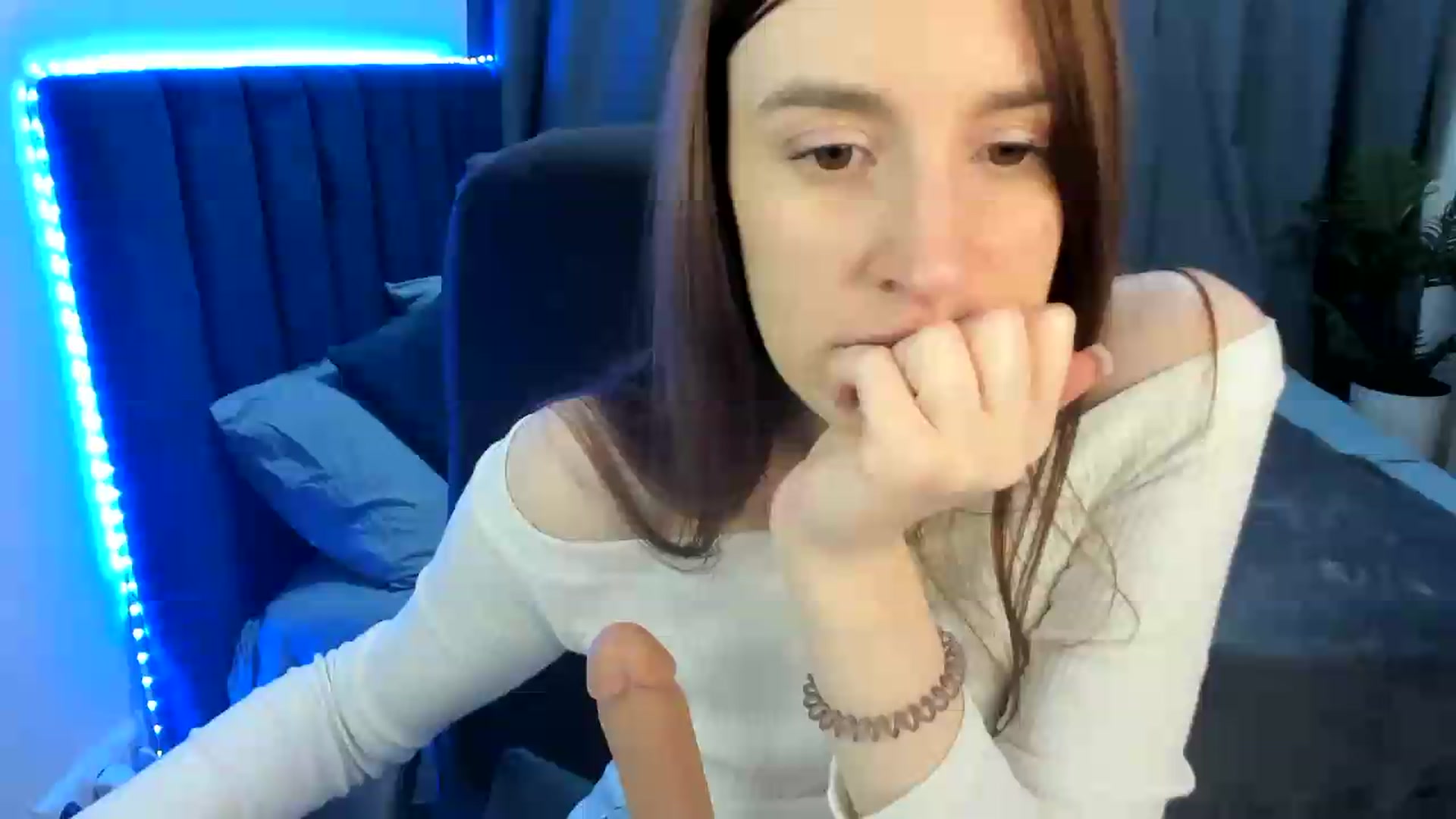 Gallery image thumbnail from Brocard's myfreecams stream on, 06/09/2026, 08:44 image 1 of 20