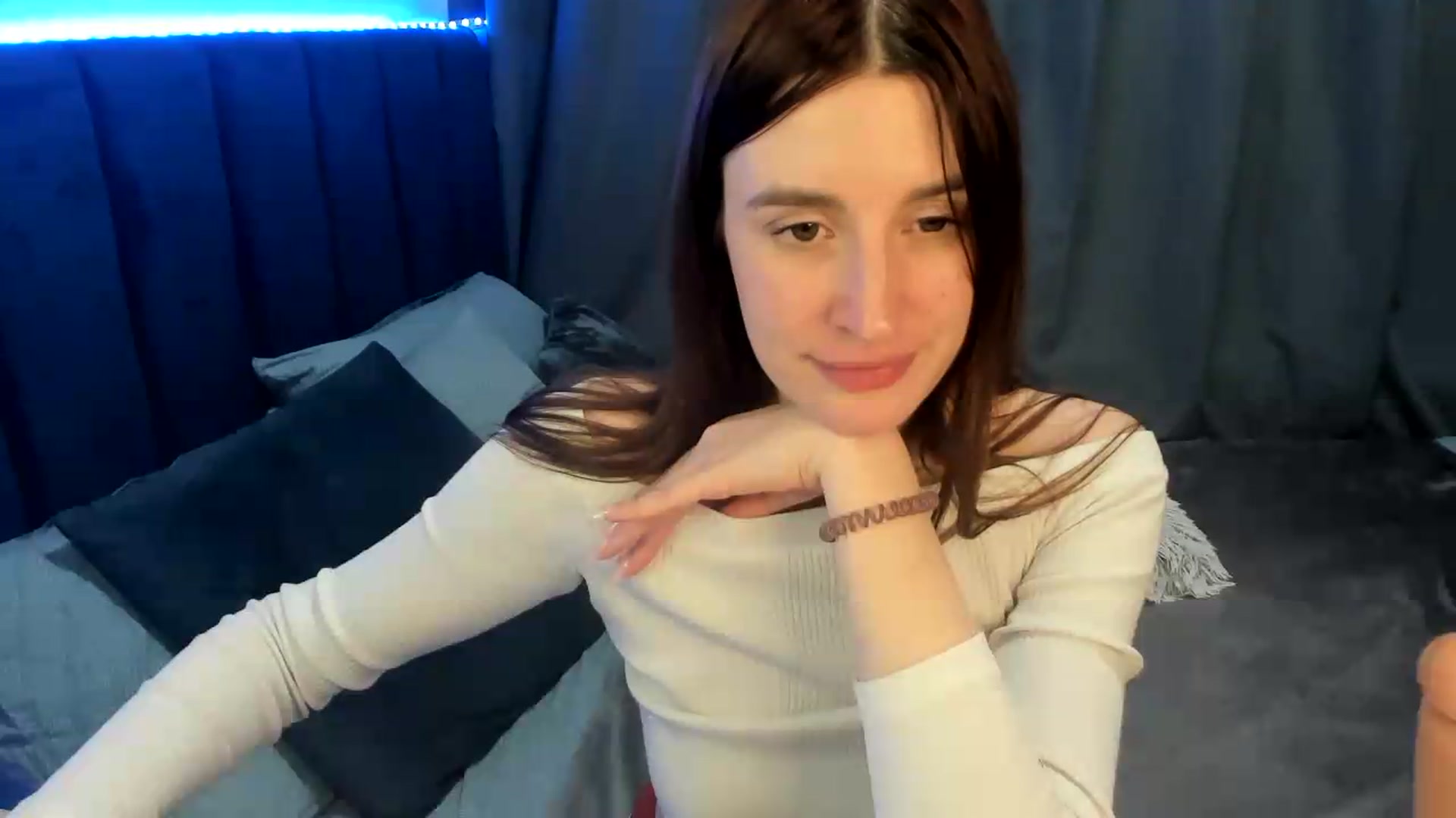 Gallery image thumbnail from Brocard's myfreecams stream on, 06/09/2026, 12:48 image 13 of 20